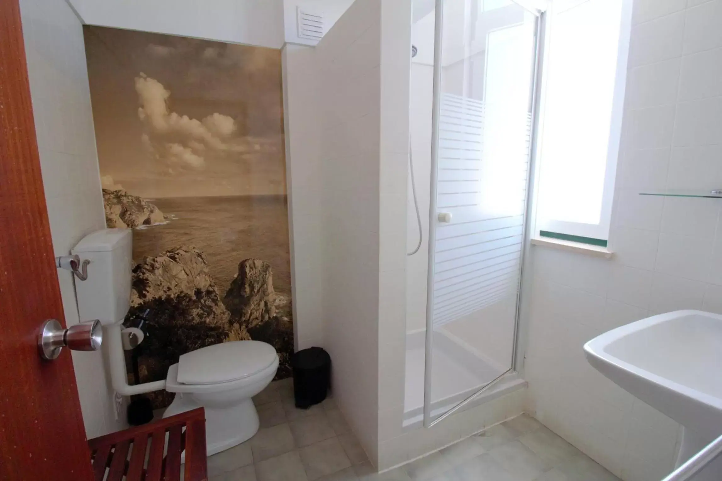 Bathroom in WOT Sintra Sarrazola
