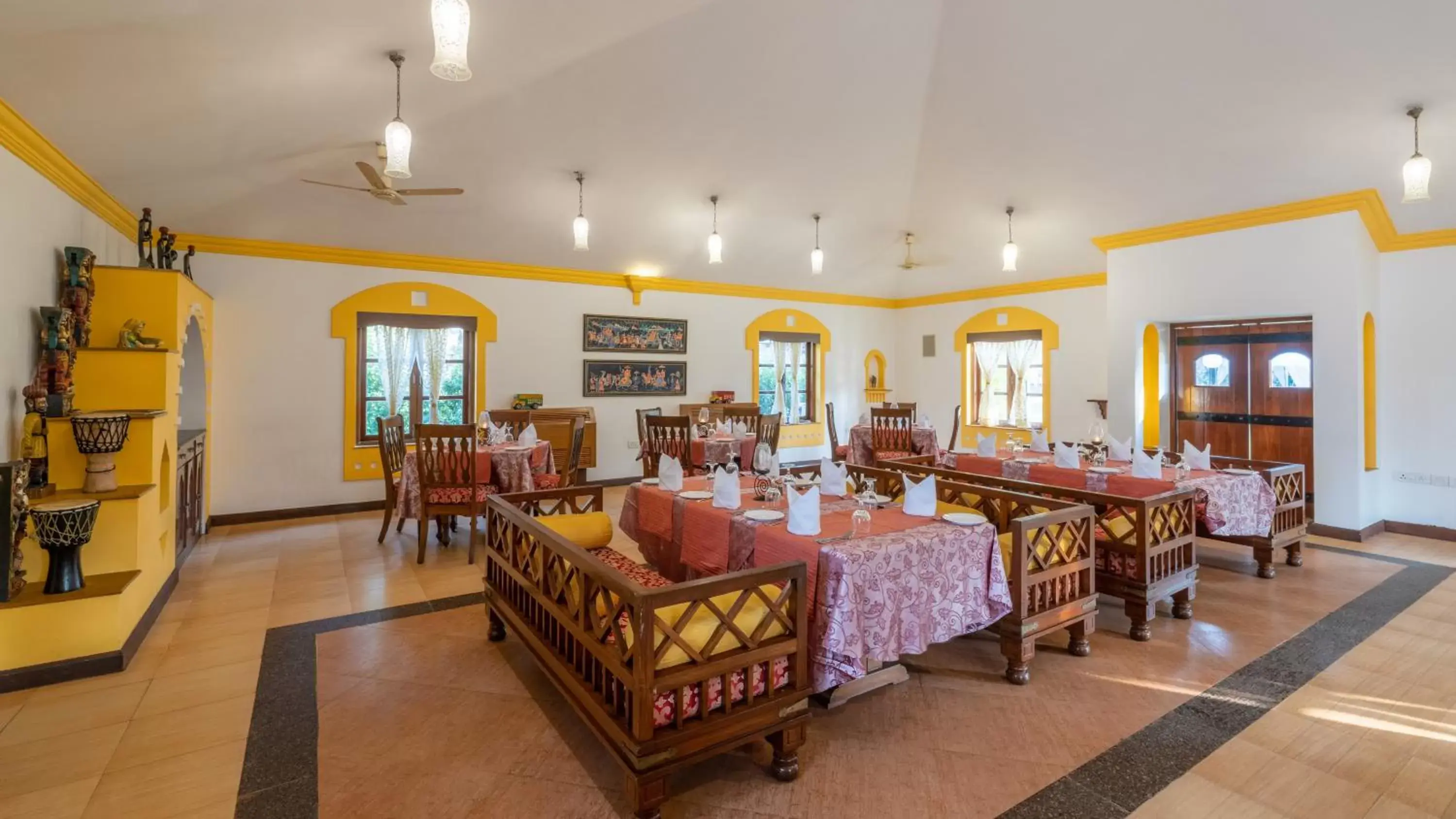 Restaurant/places to eat in Novotel Goa Dona Sylvia Resort