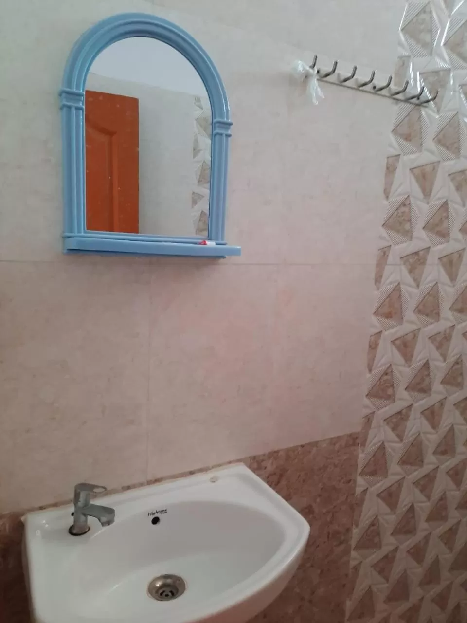 Hotel Nisarg Lodging And Restaurant