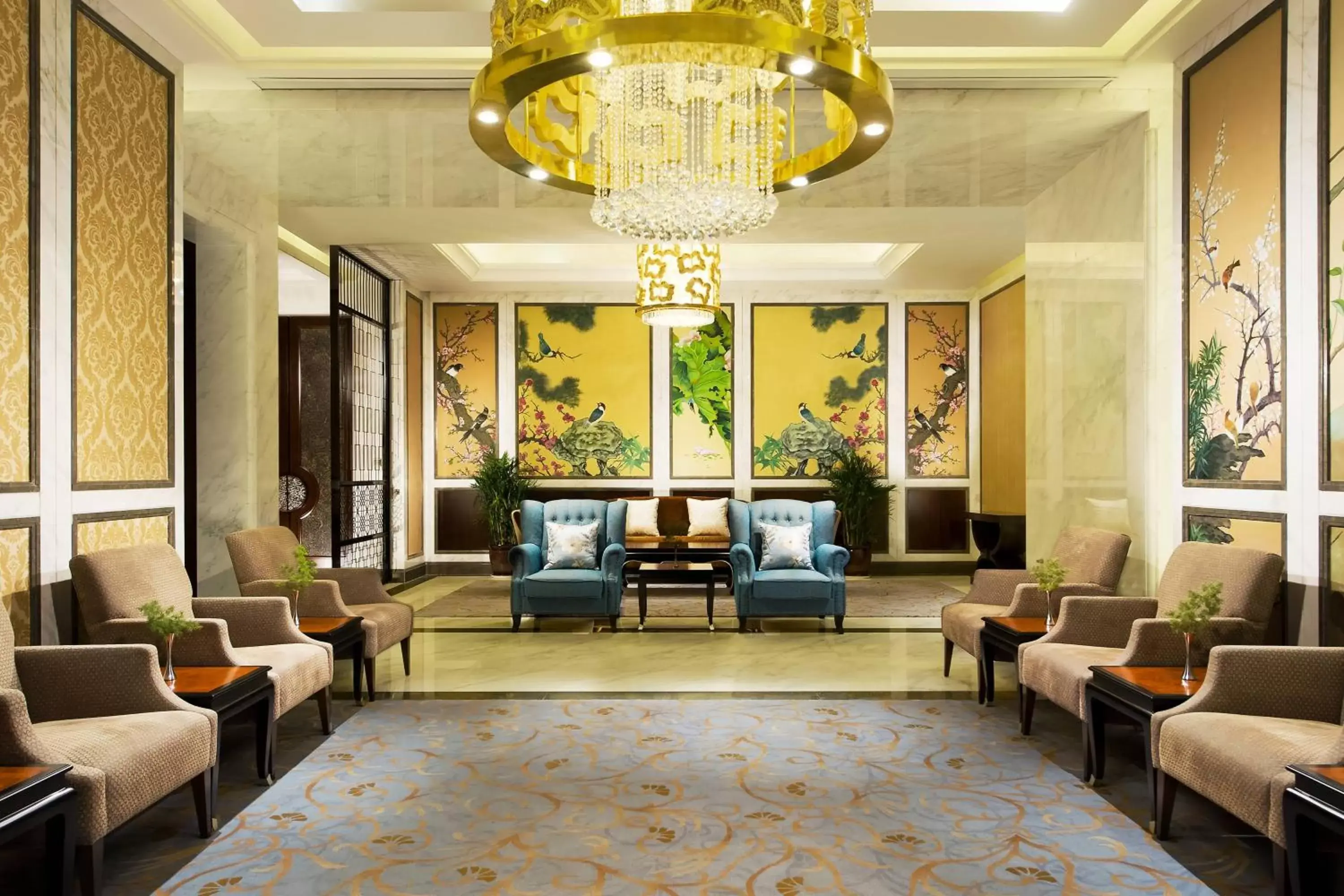 Photo of the whole room, Lobby/Reception in Sheraton Qingdao Jiaozhou Hotel
