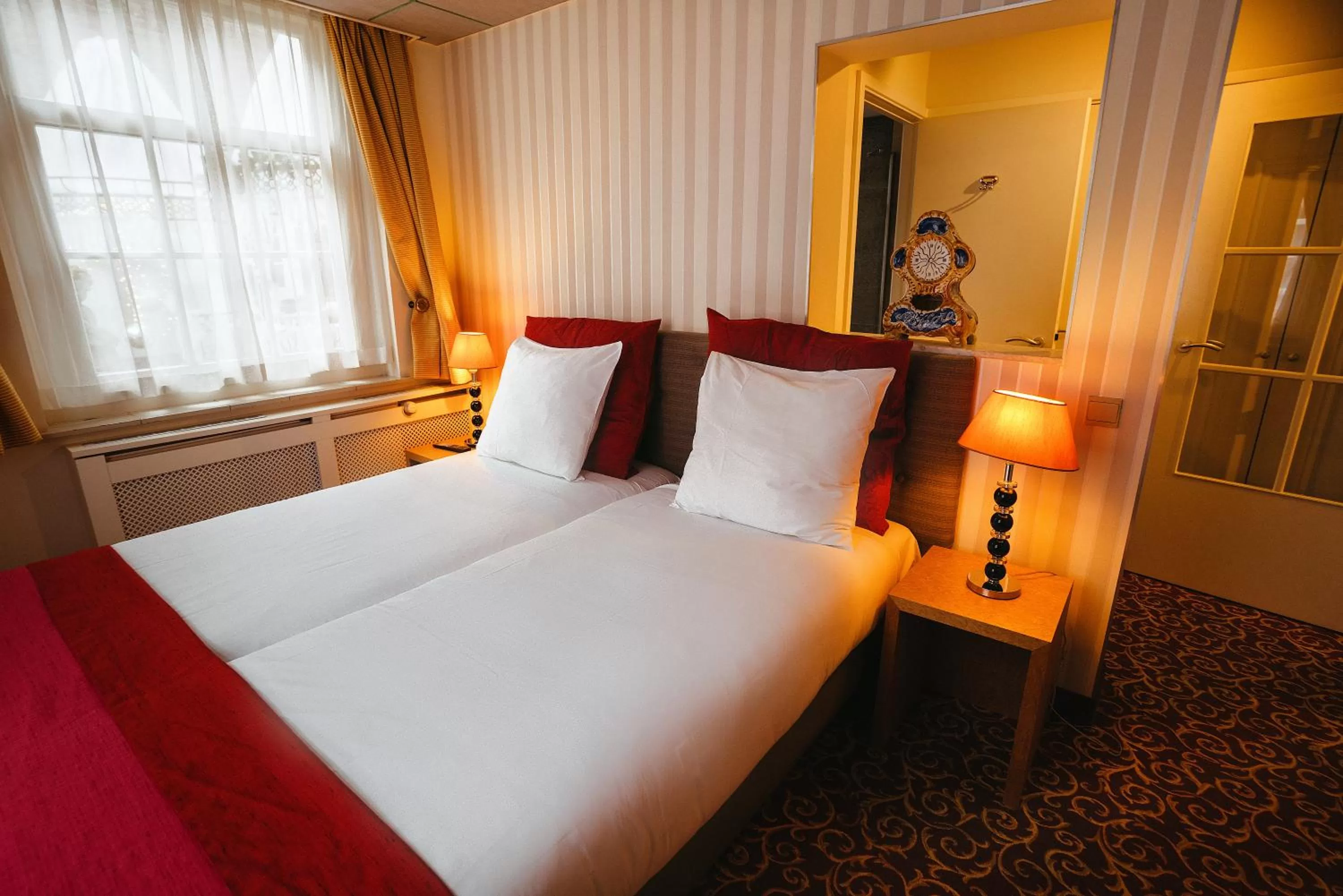 Bedroom, Bed in Grand Museum Hotel, BW Signature Collection