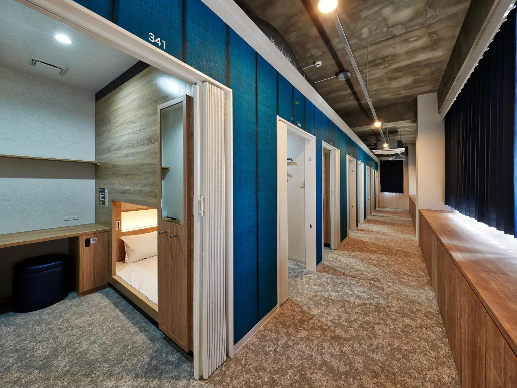 Photo of the whole room in CABIN&HOTEL ReTIME