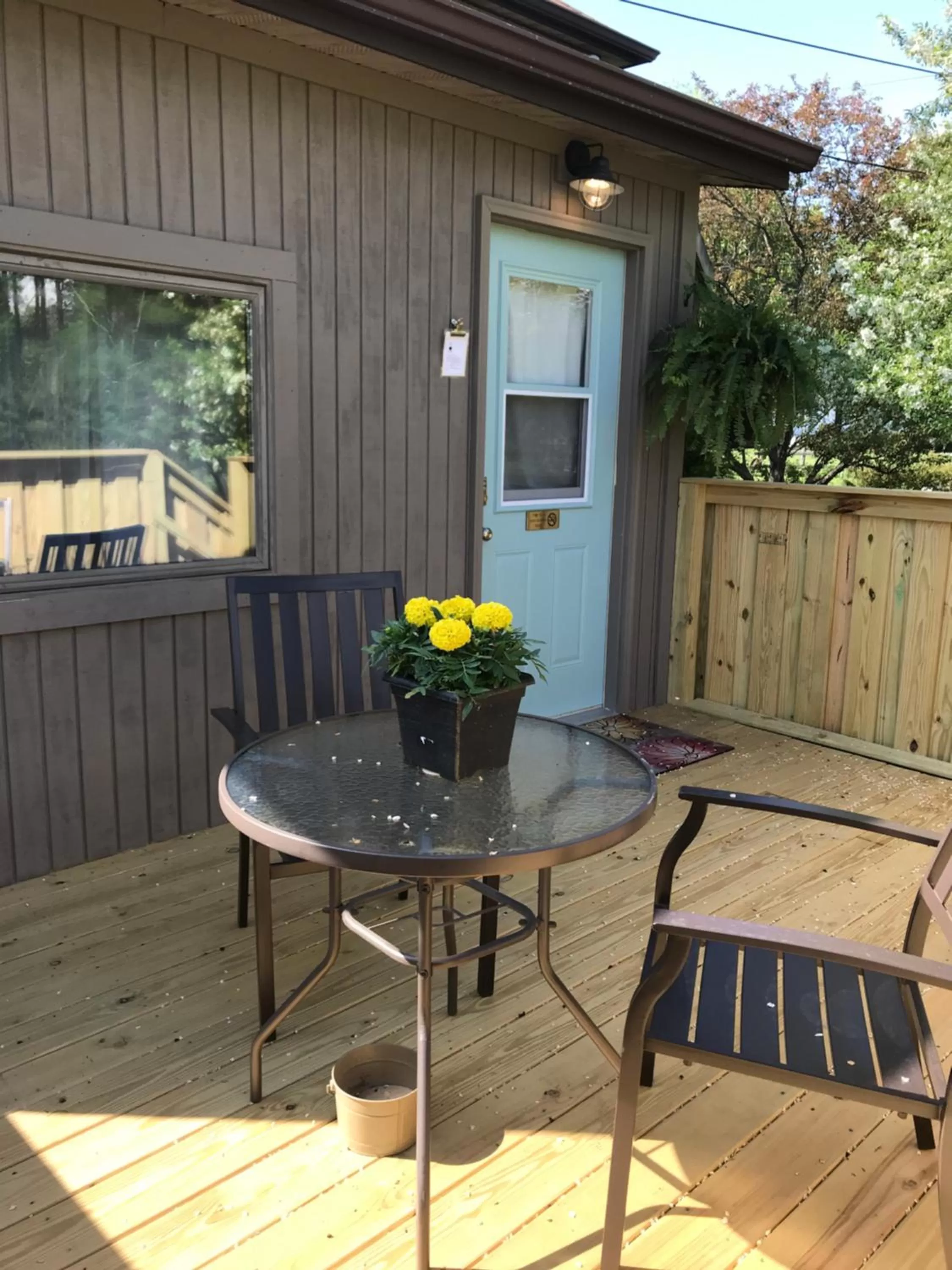 Patio in Hocking Hills Inn