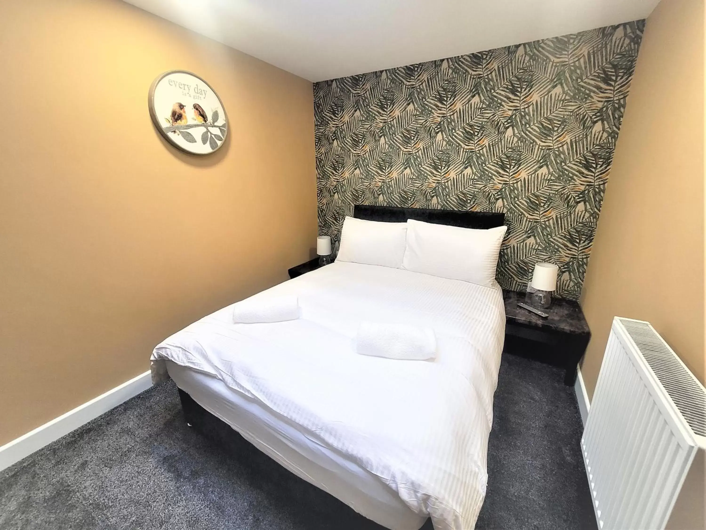 Bed in New County Hotel & Serviced Apartments by RoomsBooked