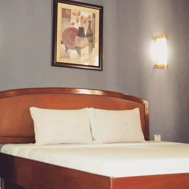 Standard Single Room in Iris Hotel Dar Es Salaam Standard Single Room in Iris Hotel Dar Es Salaam