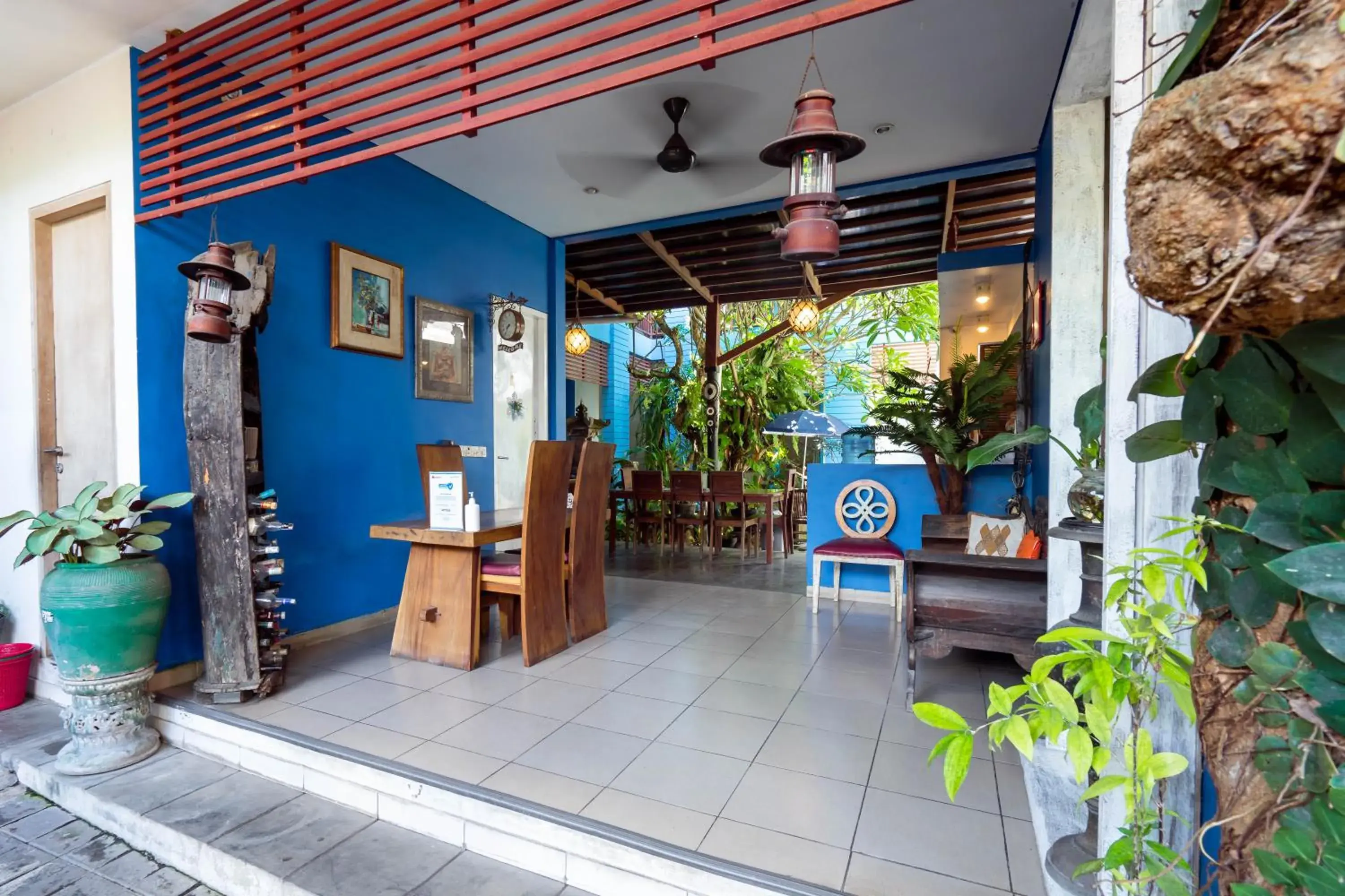 Lobby or reception in RedDoorz near Pantai Sanur Bali