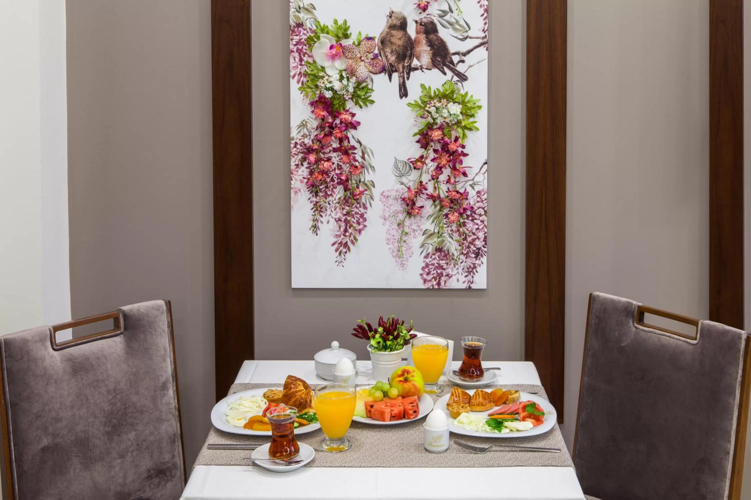 Restaurant/places to eat in Ferman Hilal Hotel-Special Category