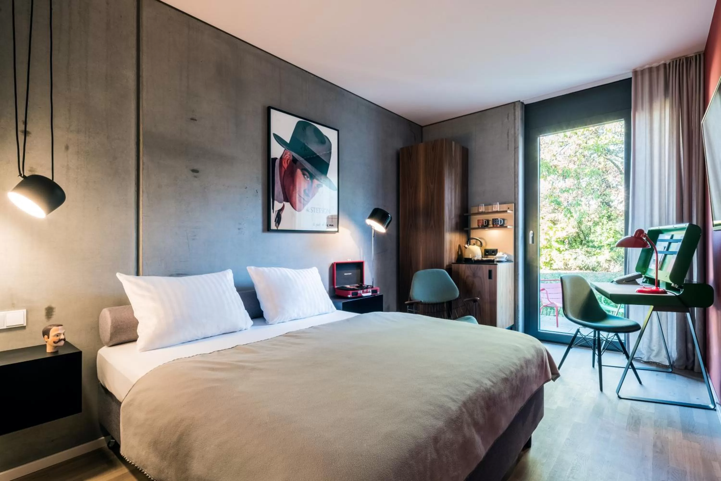 Photo of the whole room, Bed in Das Eckert - Lifestyle Design Hotel & Fine Dining bei Basel (Grenzach)