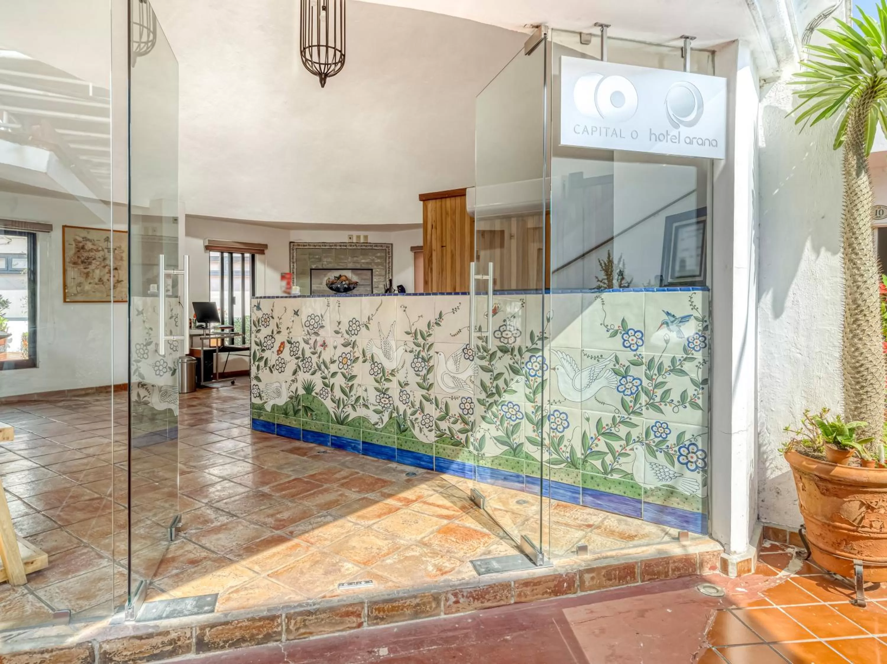 Property building in Hotel Arana