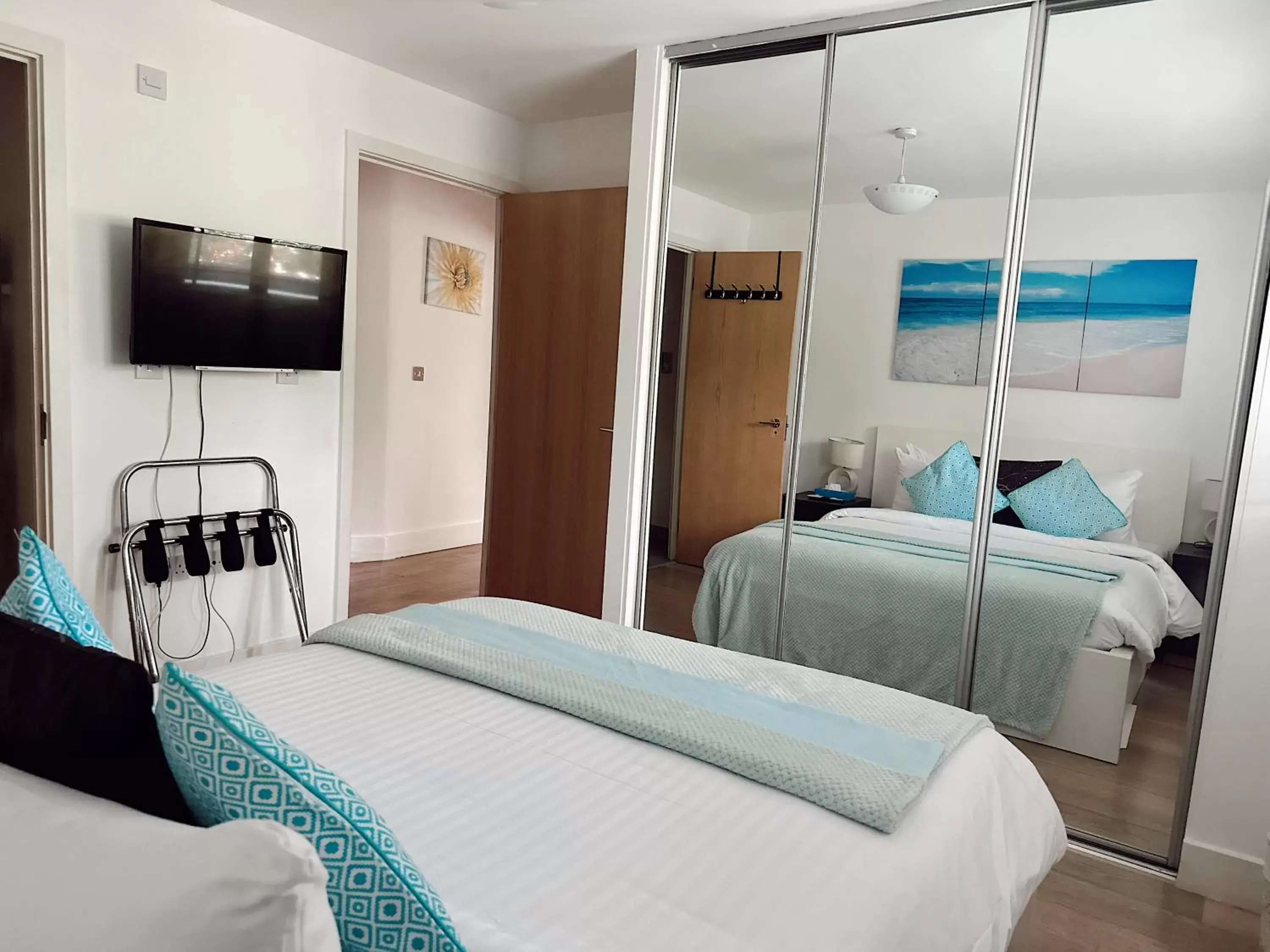 Bed in Canary Wharf - Luxury Apartments