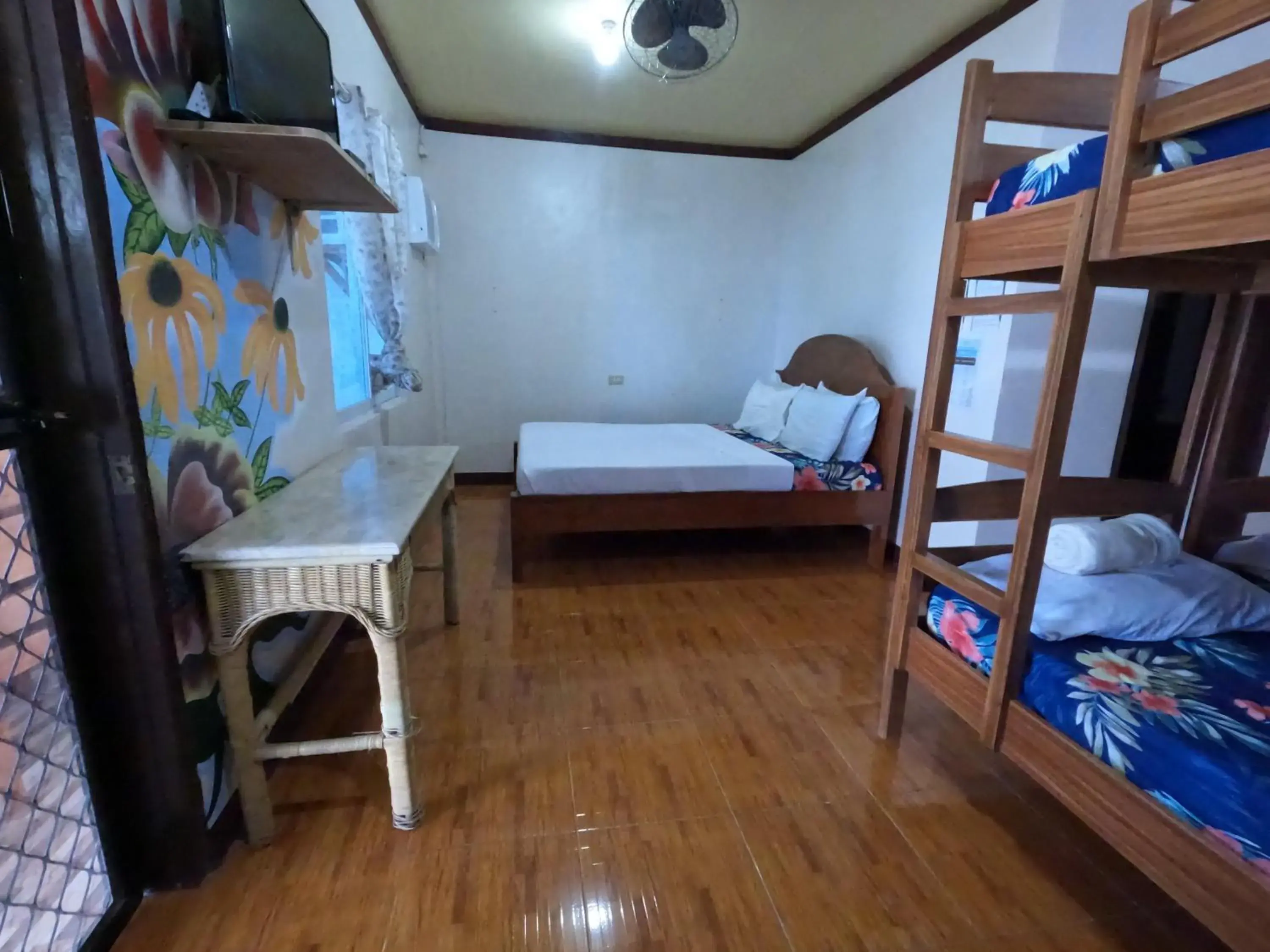 Photo of the whole room, Bunk Bed in Gratum Beach Resort