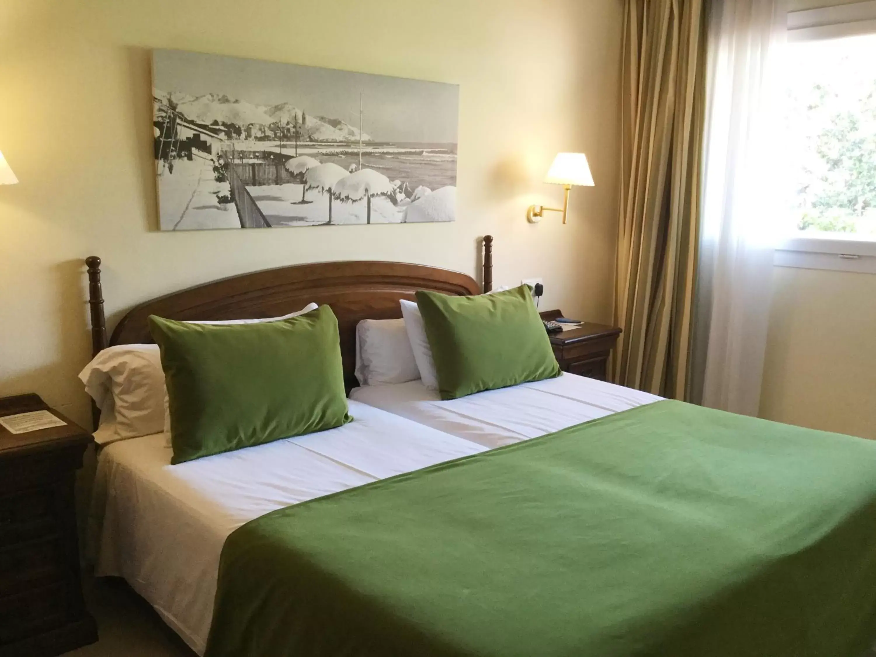 Bedroom, Bed in Sunway Playa Golf & Spa Sitges