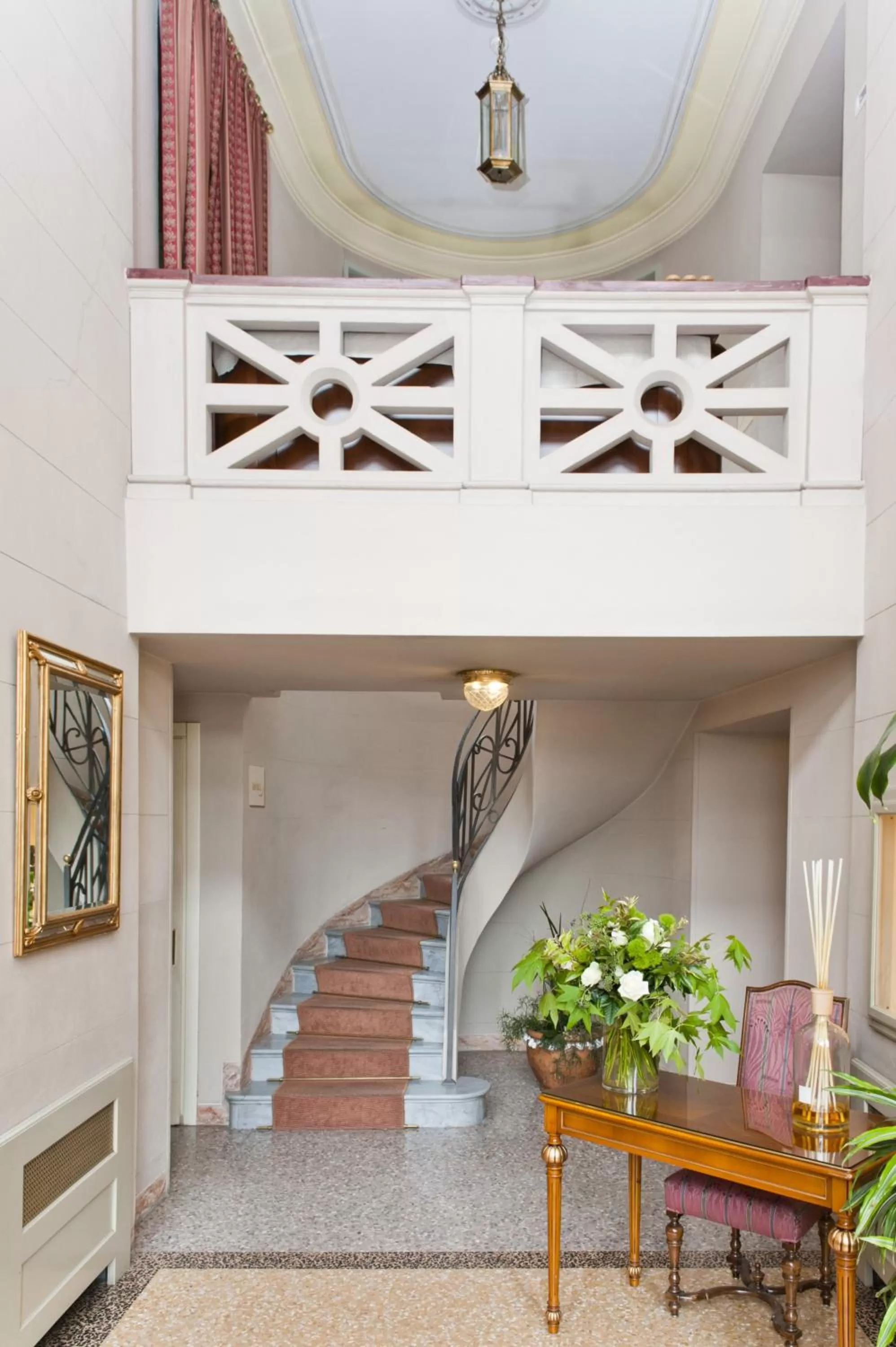 Other in Albergo Terminus