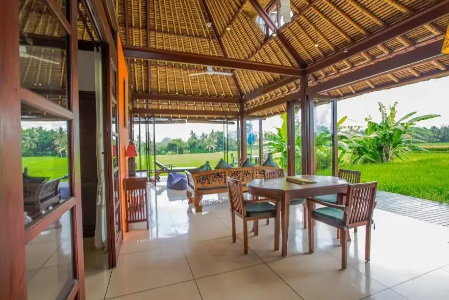 Patio, Restaurant/Places to Eat in Bali Harmony Villa