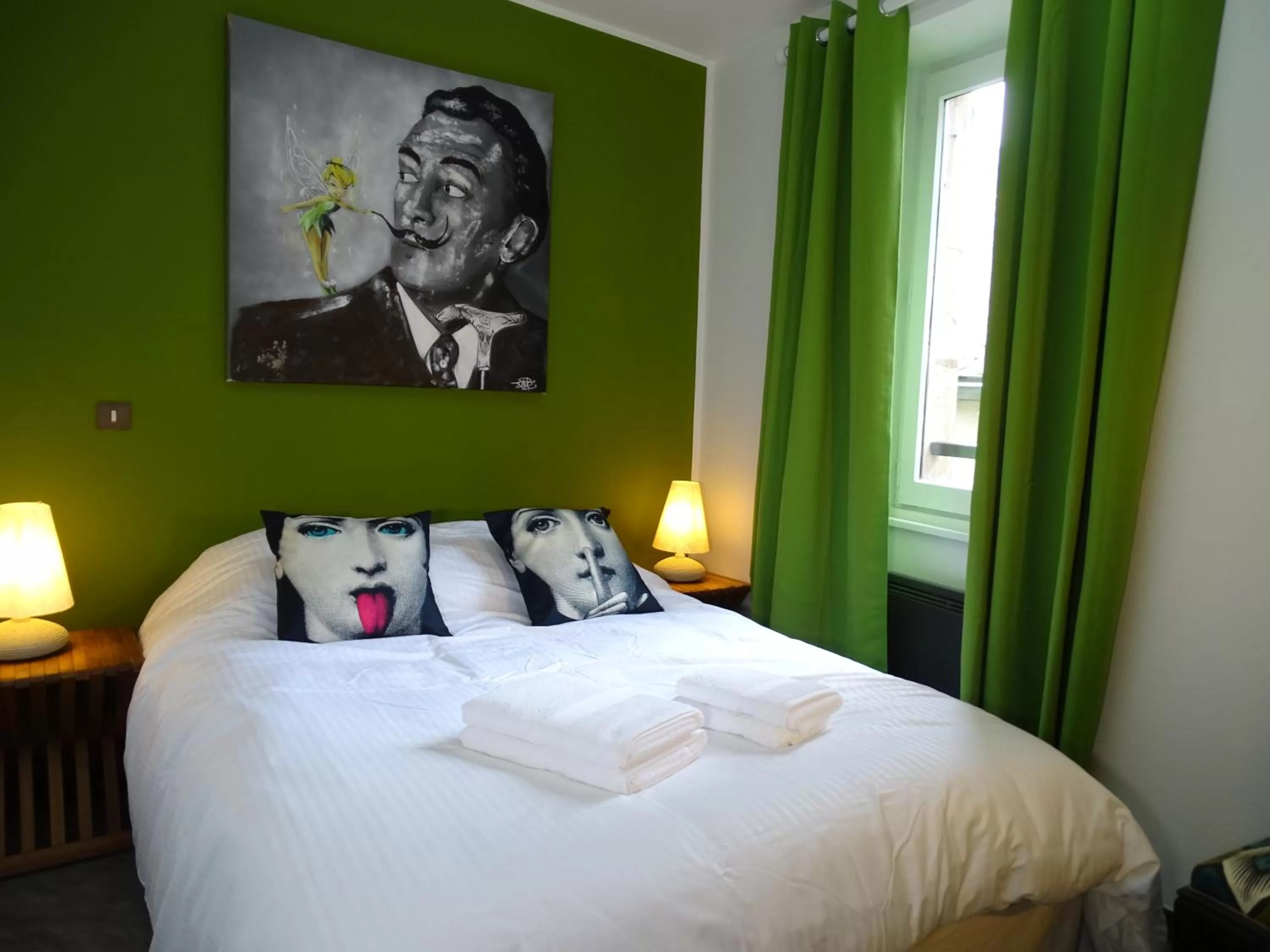 Bed in DÉDÉ DU VAL B&B