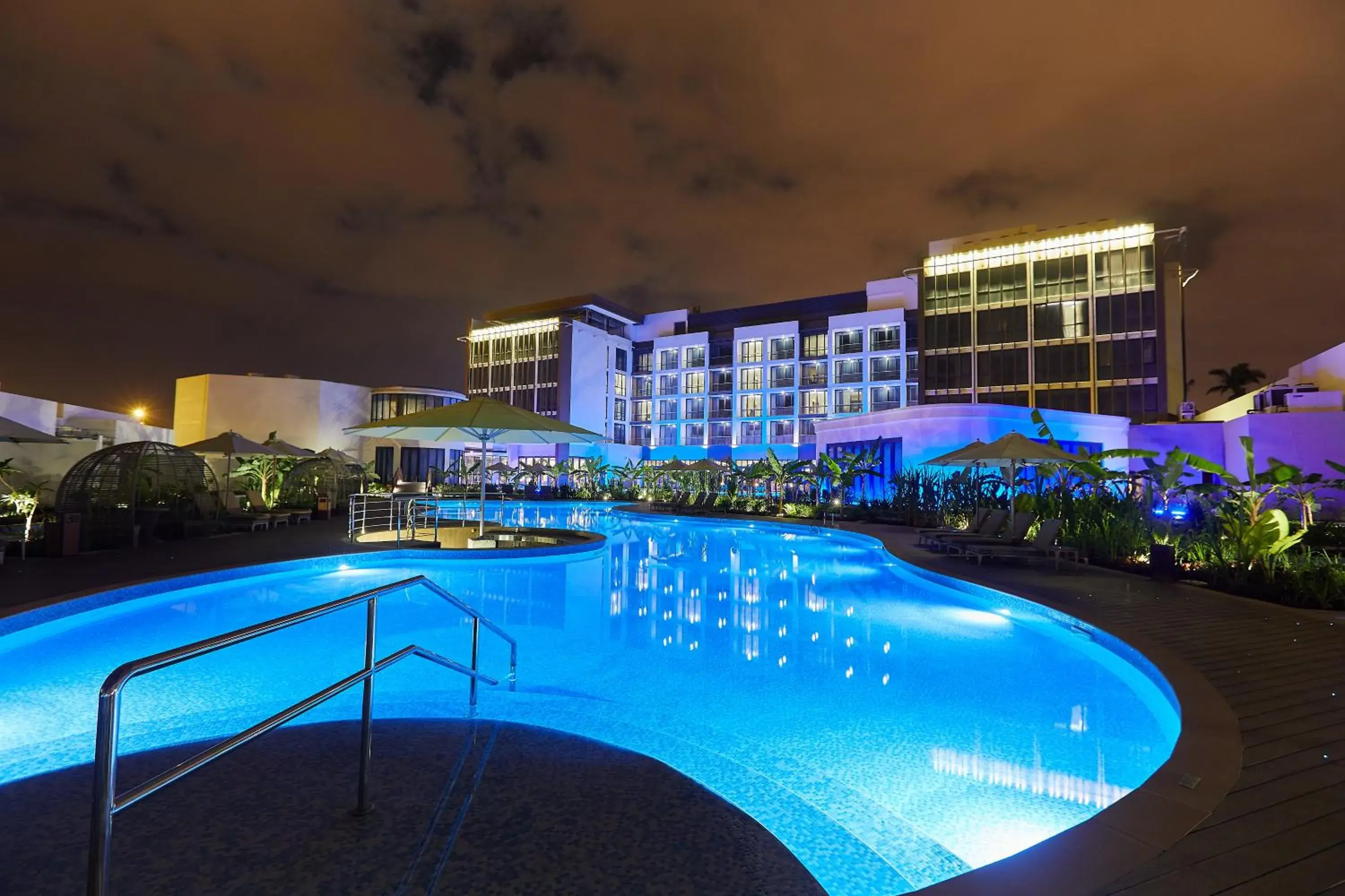 Swimming Pool in Millennium Resort Salalah