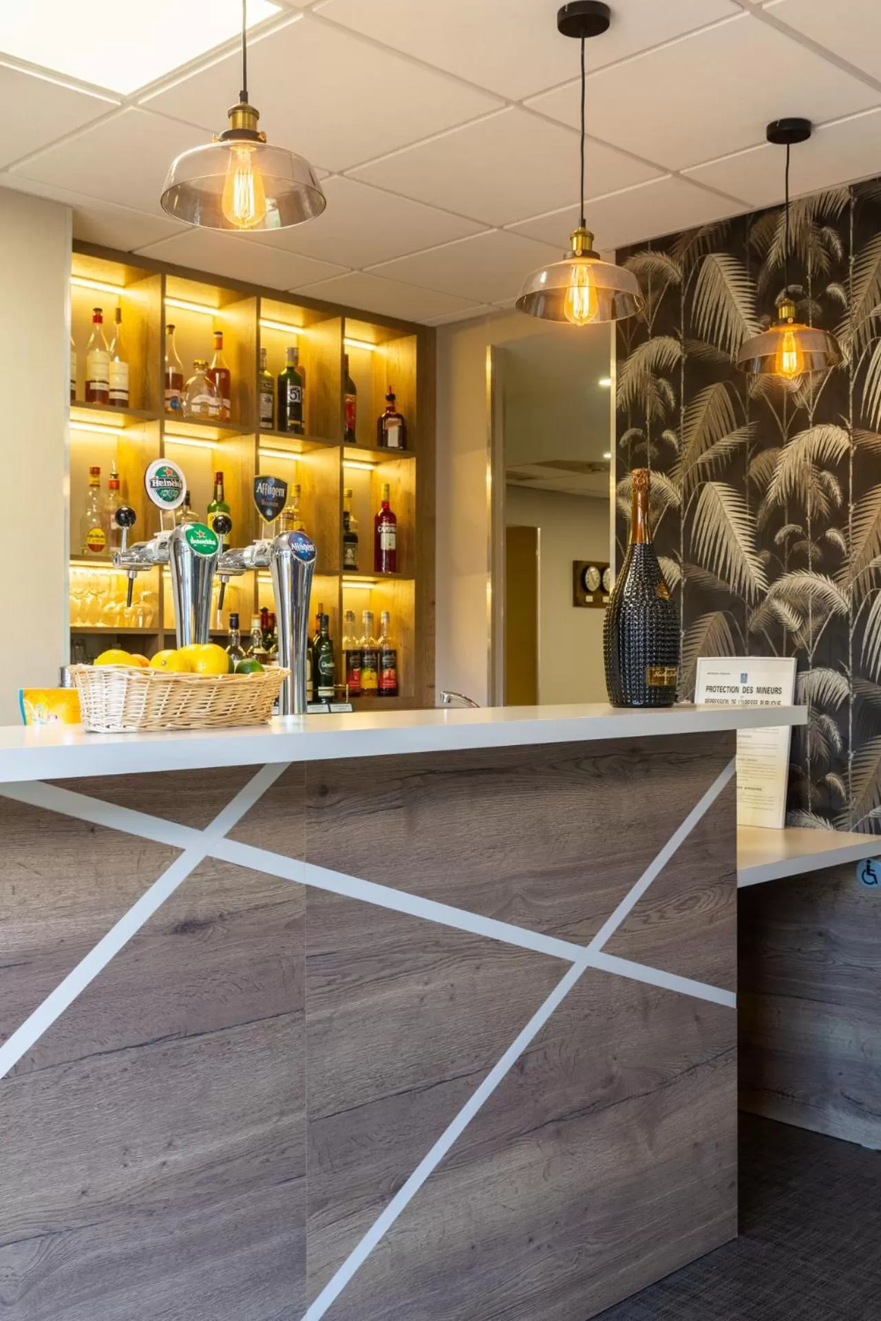 Lobby or reception in Kyriad Prestige - Bordeaux Aeroport