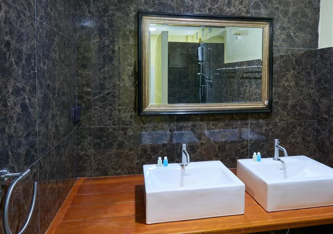 Bathroom in Elephant Bay Resort