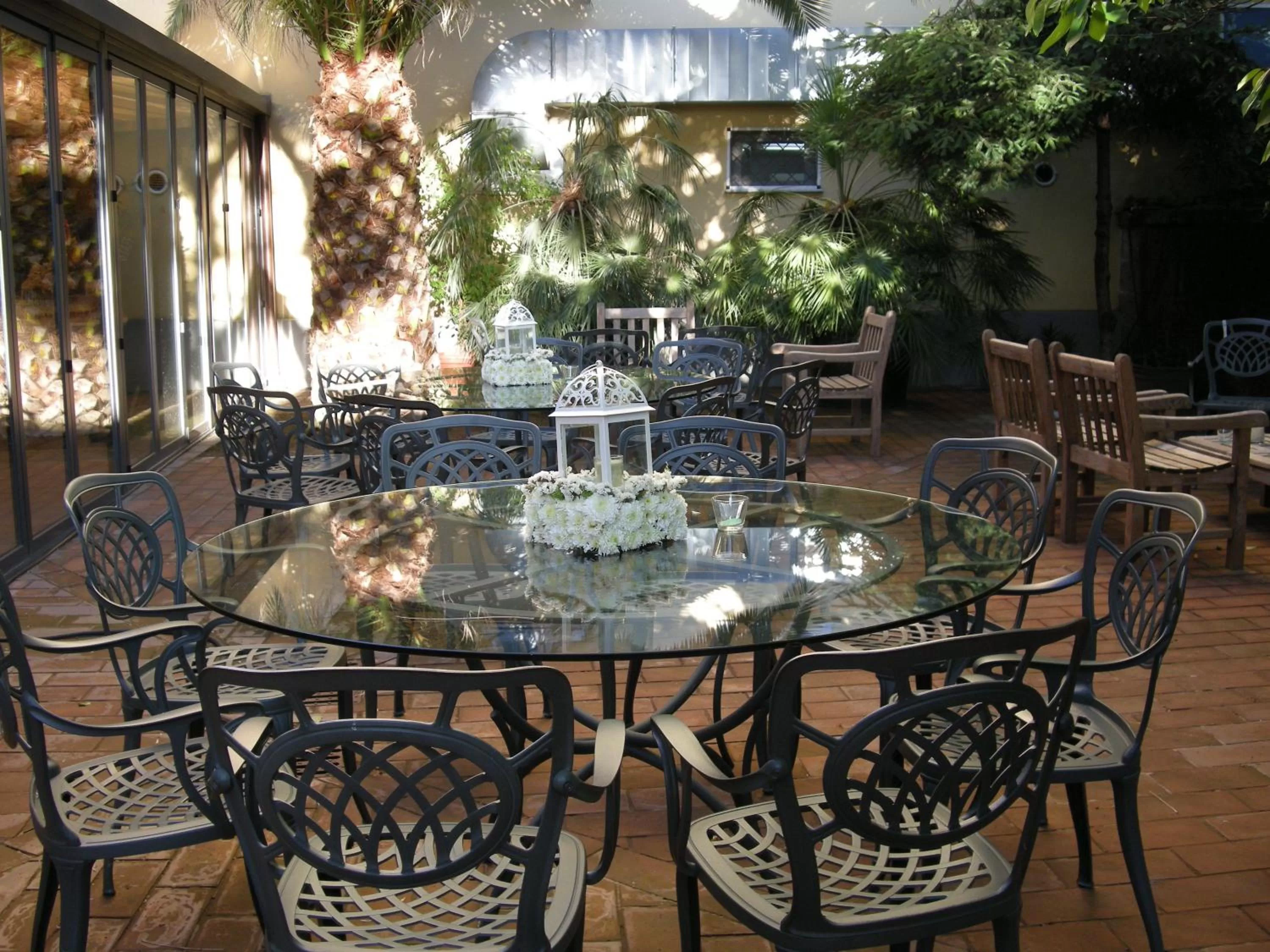 Patio in Hotel Villa Traiano