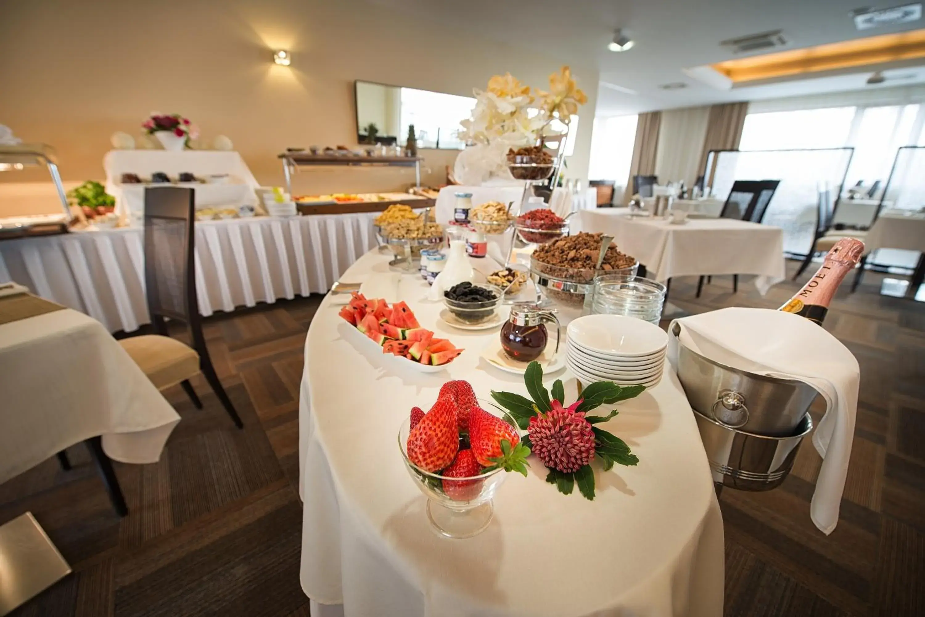 Buffet breakfast, Restaurant/Places to Eat in Wellness Hotel Diamant