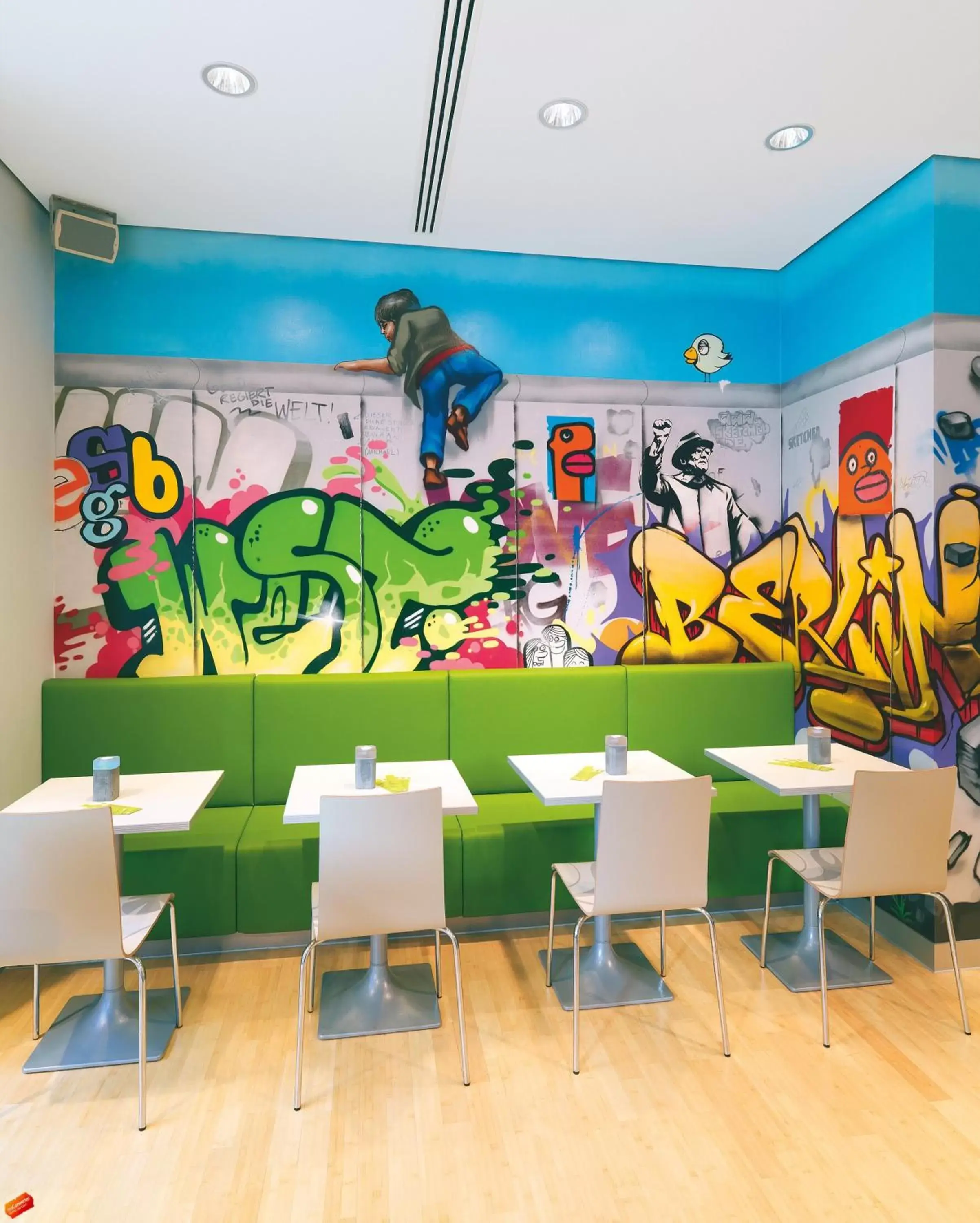 Restaurant/places to eat in ibis Styles Hotel Berlin Mitte Restaurant/places to eat in ibis Styles Hotel Berlin Mitte