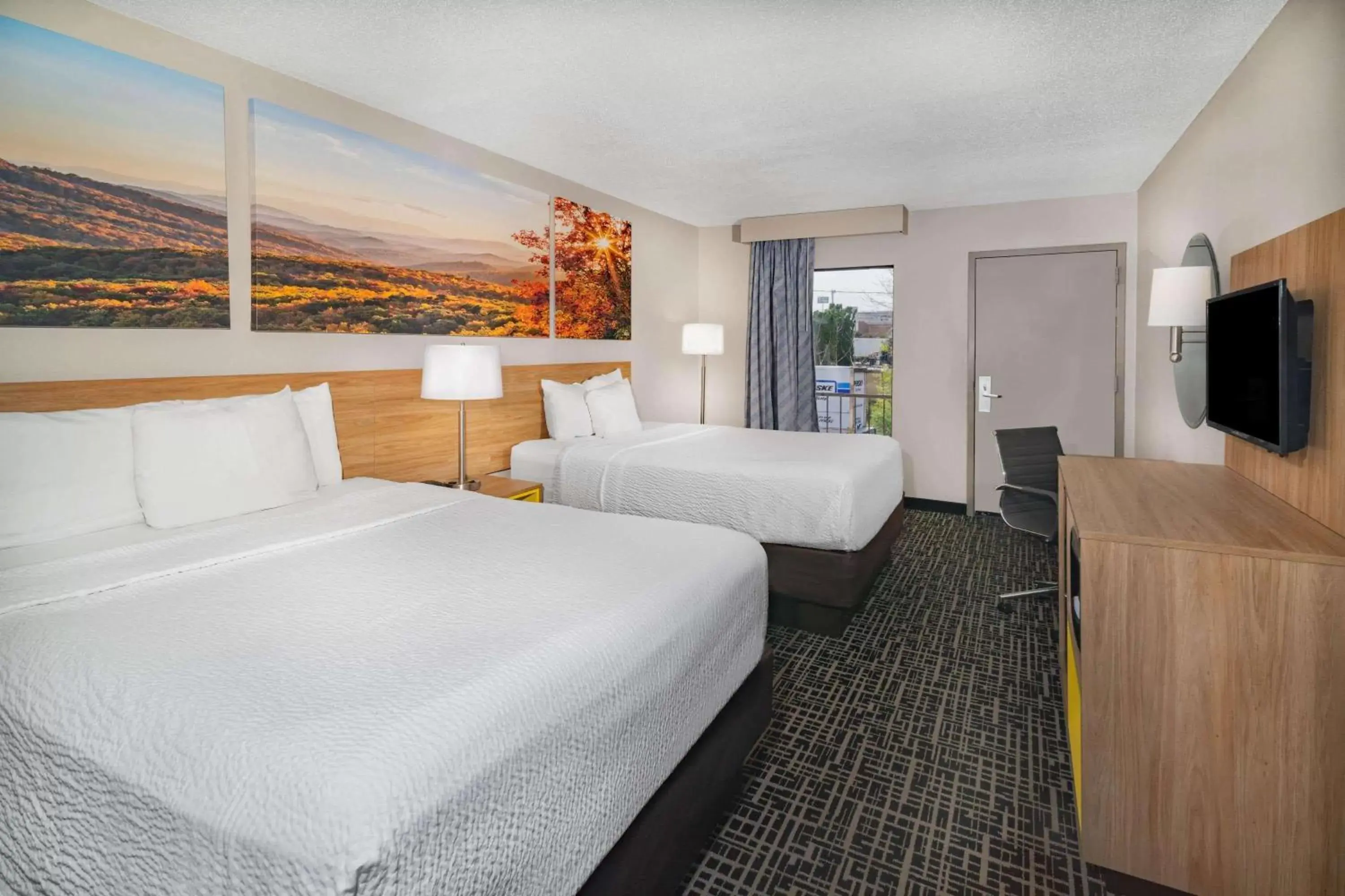 Photo of the whole room, Bed in Days Inn by Wyndham Cookeville