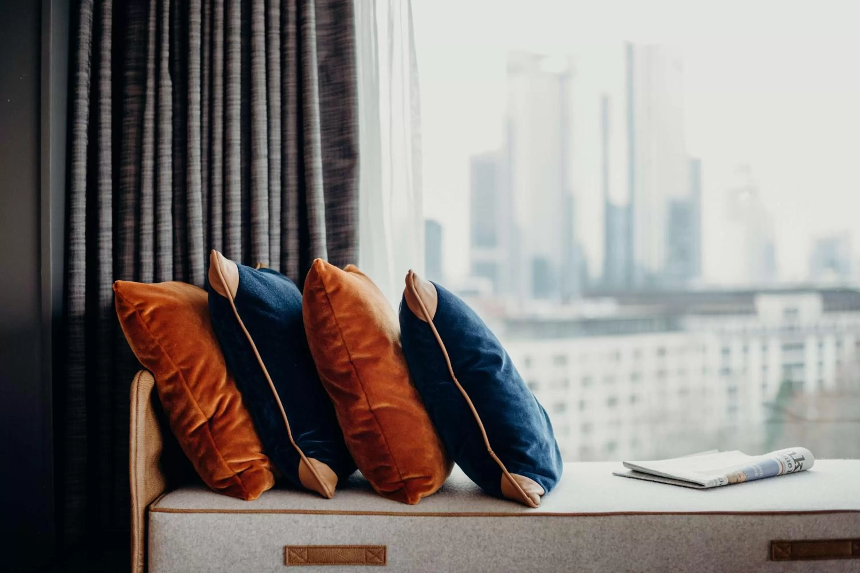 Photo of the whole room in Hilton Frankfurt City Centre