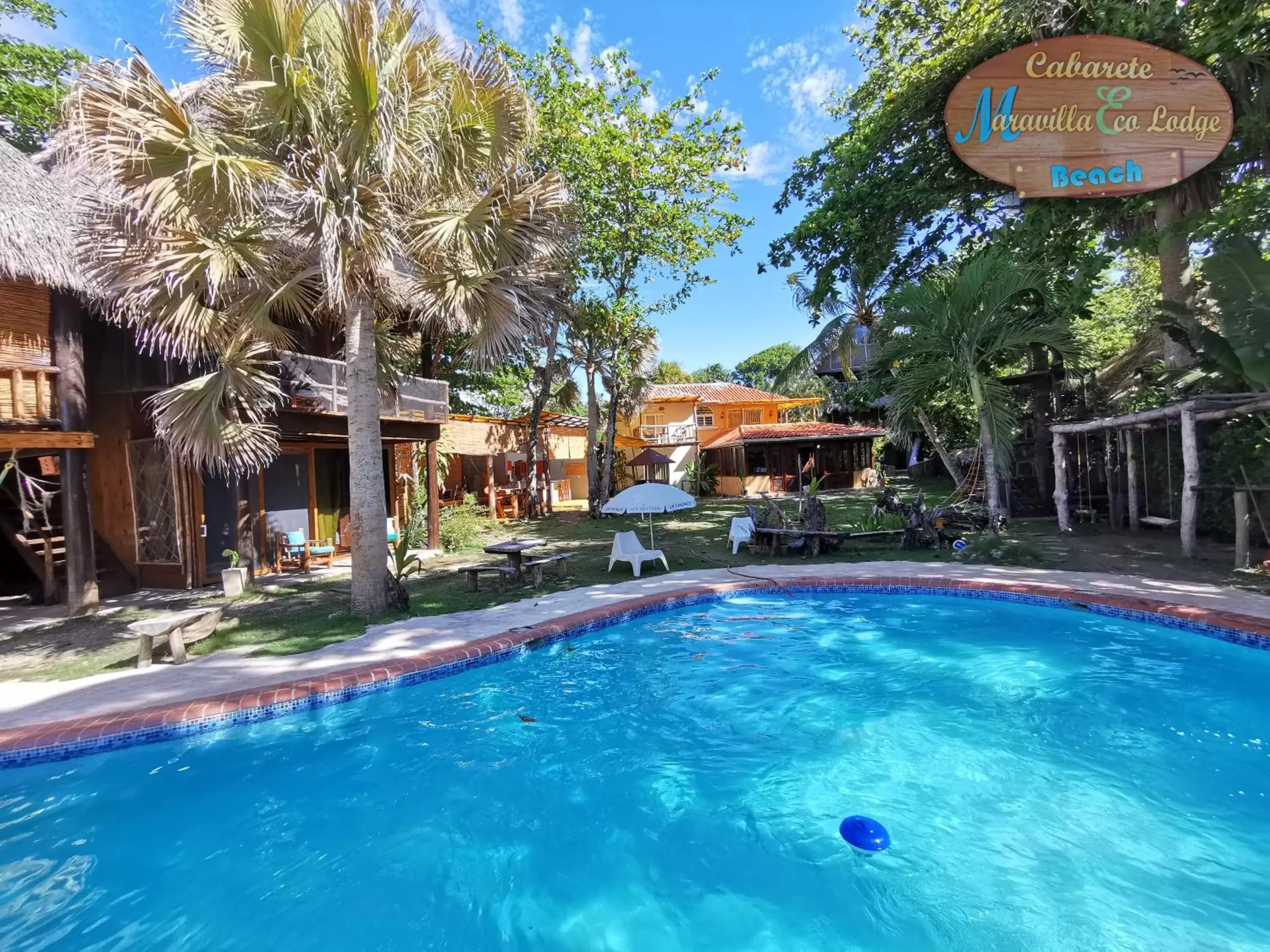Property building, Swimming Pool in Cabarete Maravilla Eco Lodge Boutique Beach Surf & Kite
