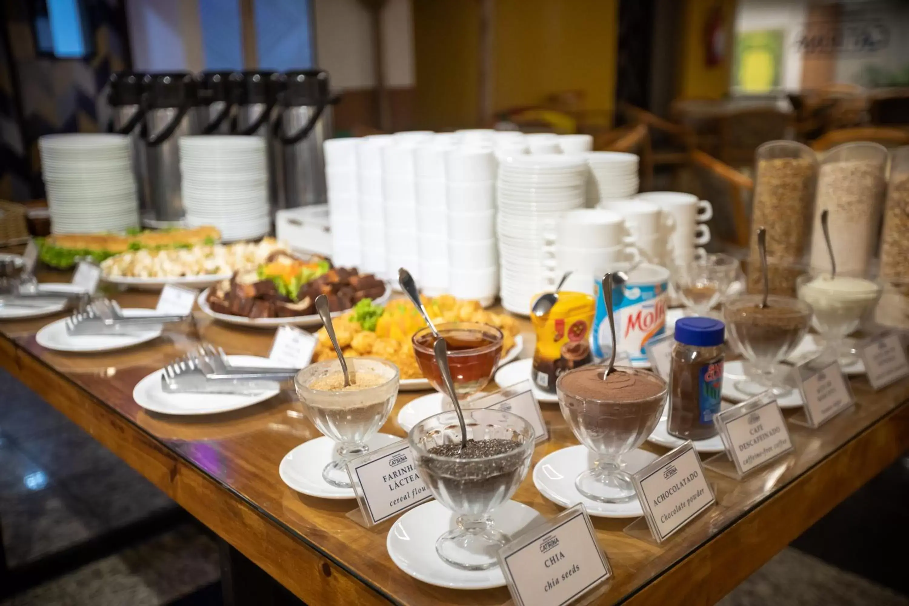 Buffet breakfast in Abbeville Hotel Torre I - Torre II