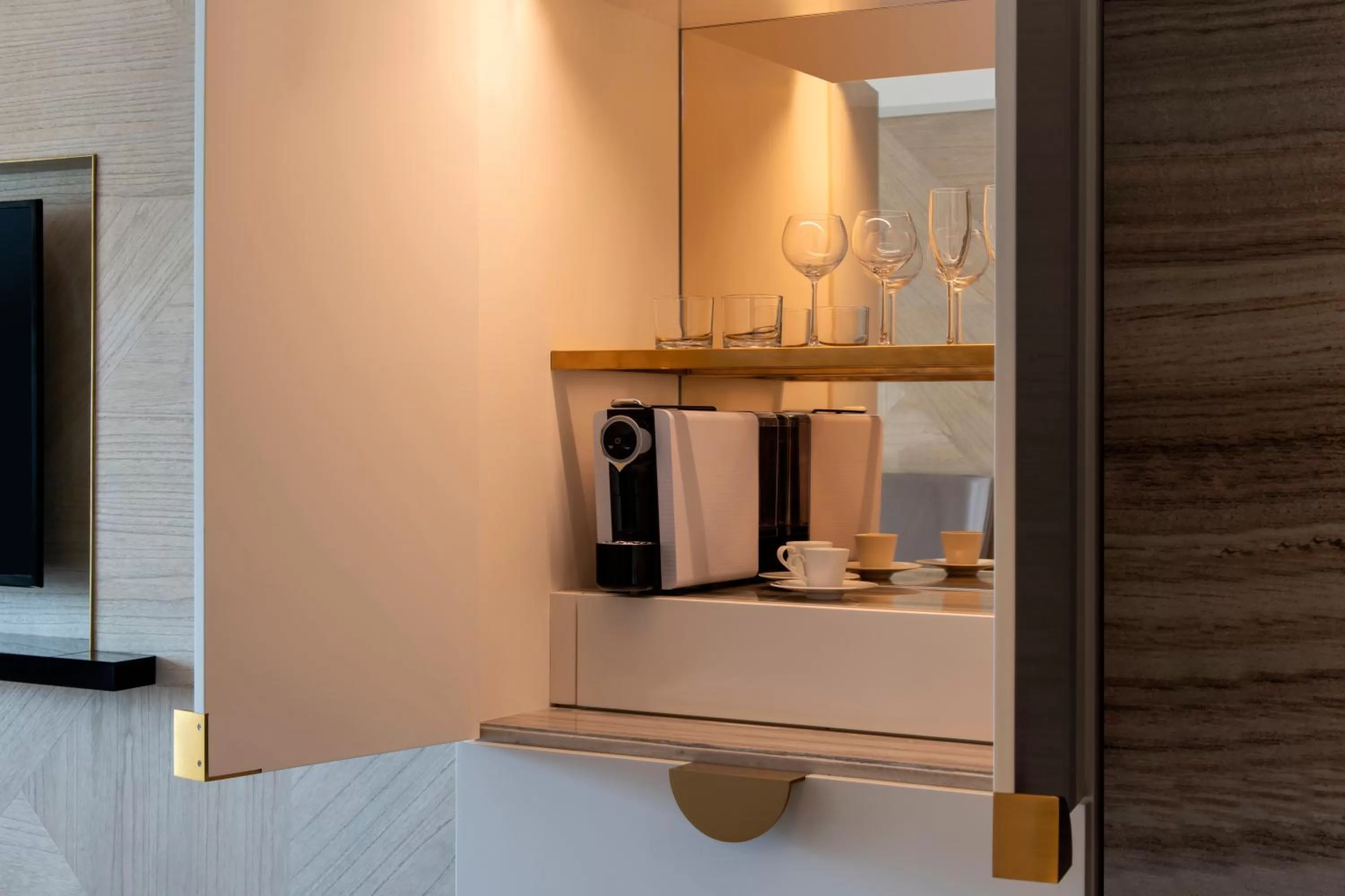 Premium Room with Sea View and Balcony in Rixos Gulf Hotel Doha