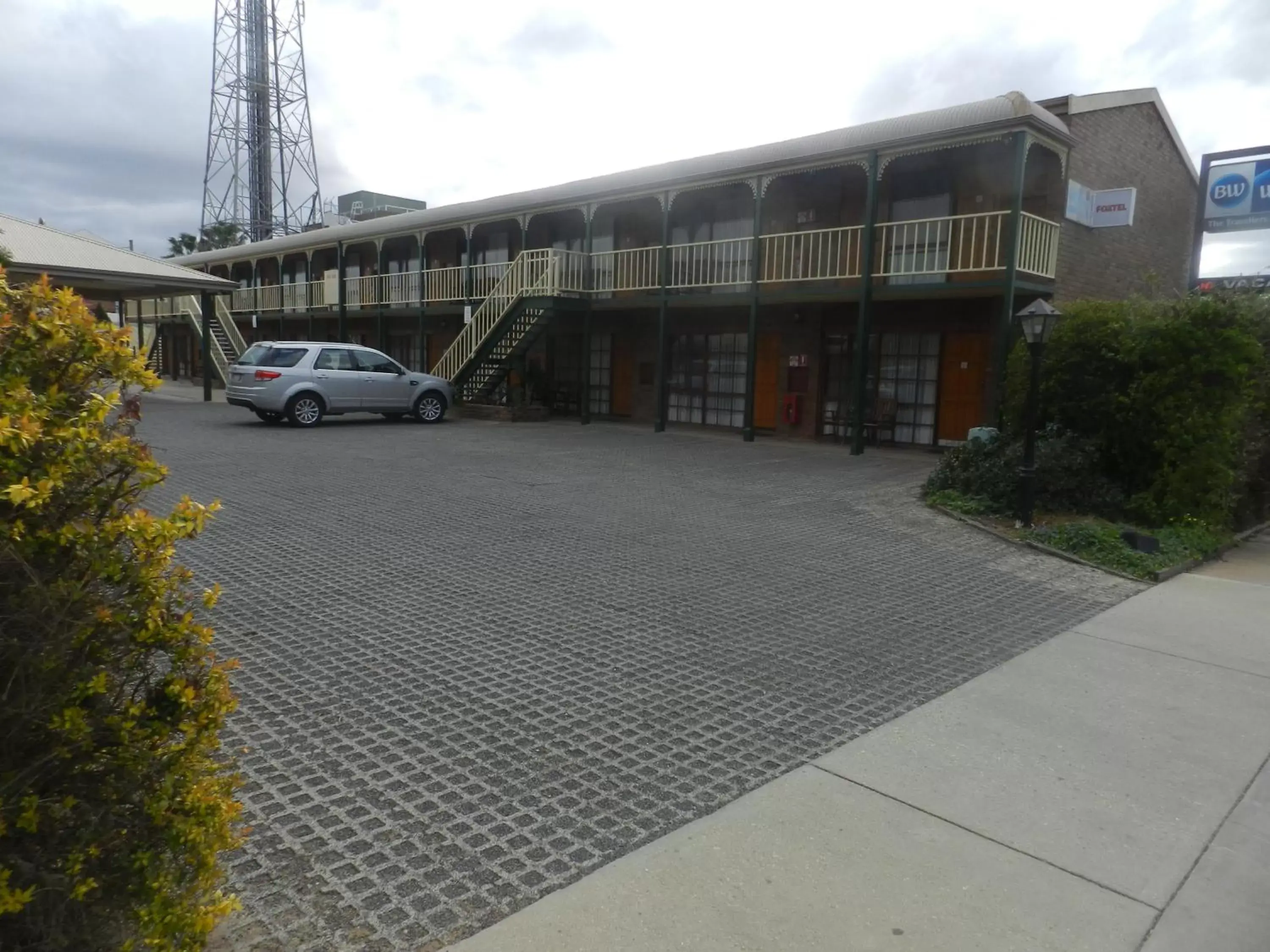 Property Building in Travellers Rest Motor Inn Swan Hill