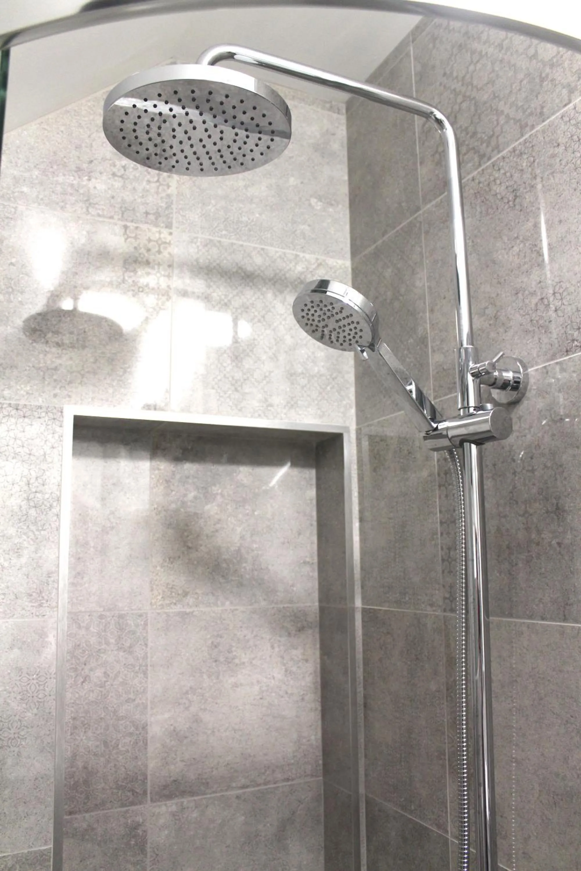 Shower in Pine Tree Lodge, Bridgnorth