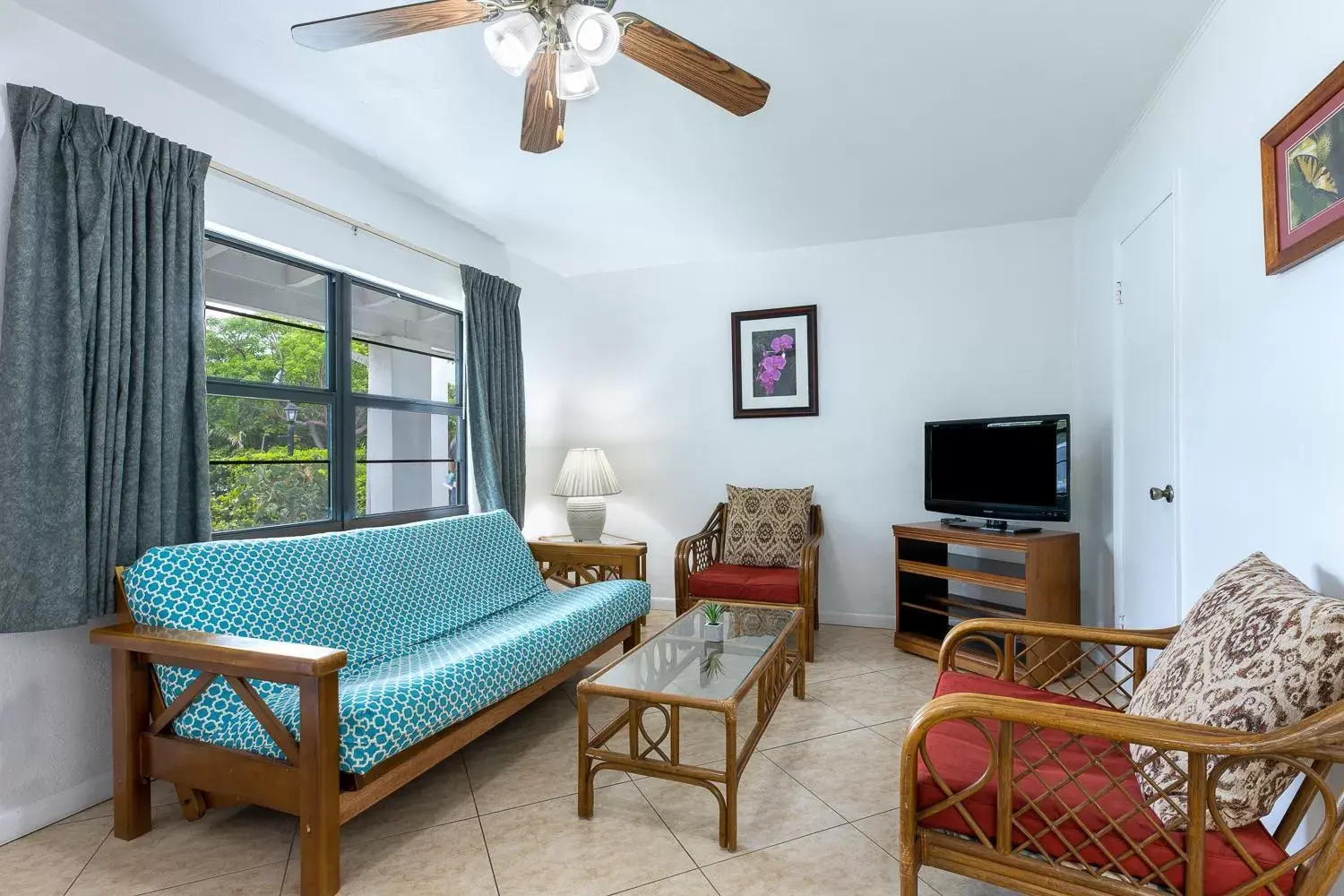 Living room, Seating Area in Rock Reef Resort