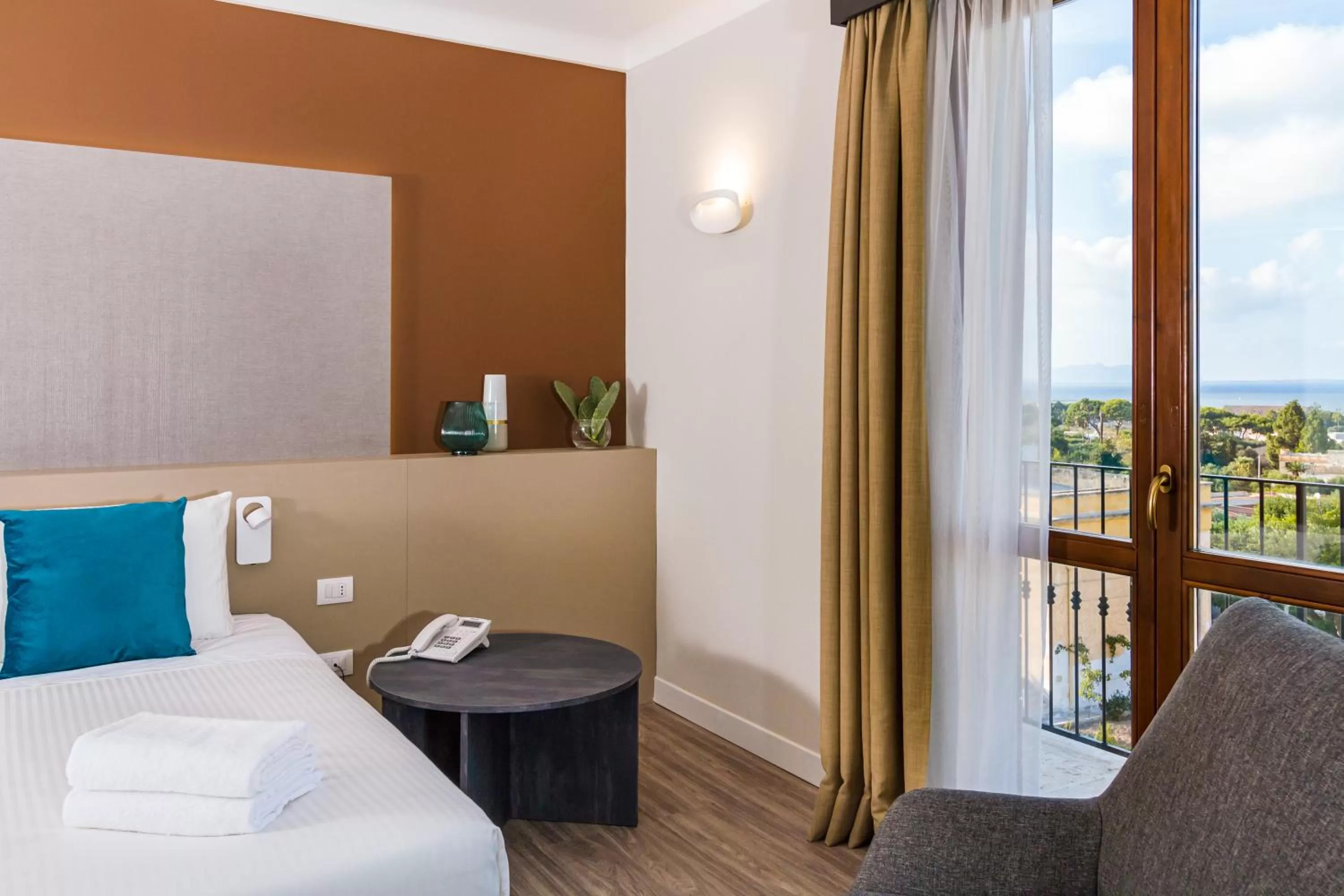 Bedroom, Bed in Seawater Hotel Bio & Beauty Spa