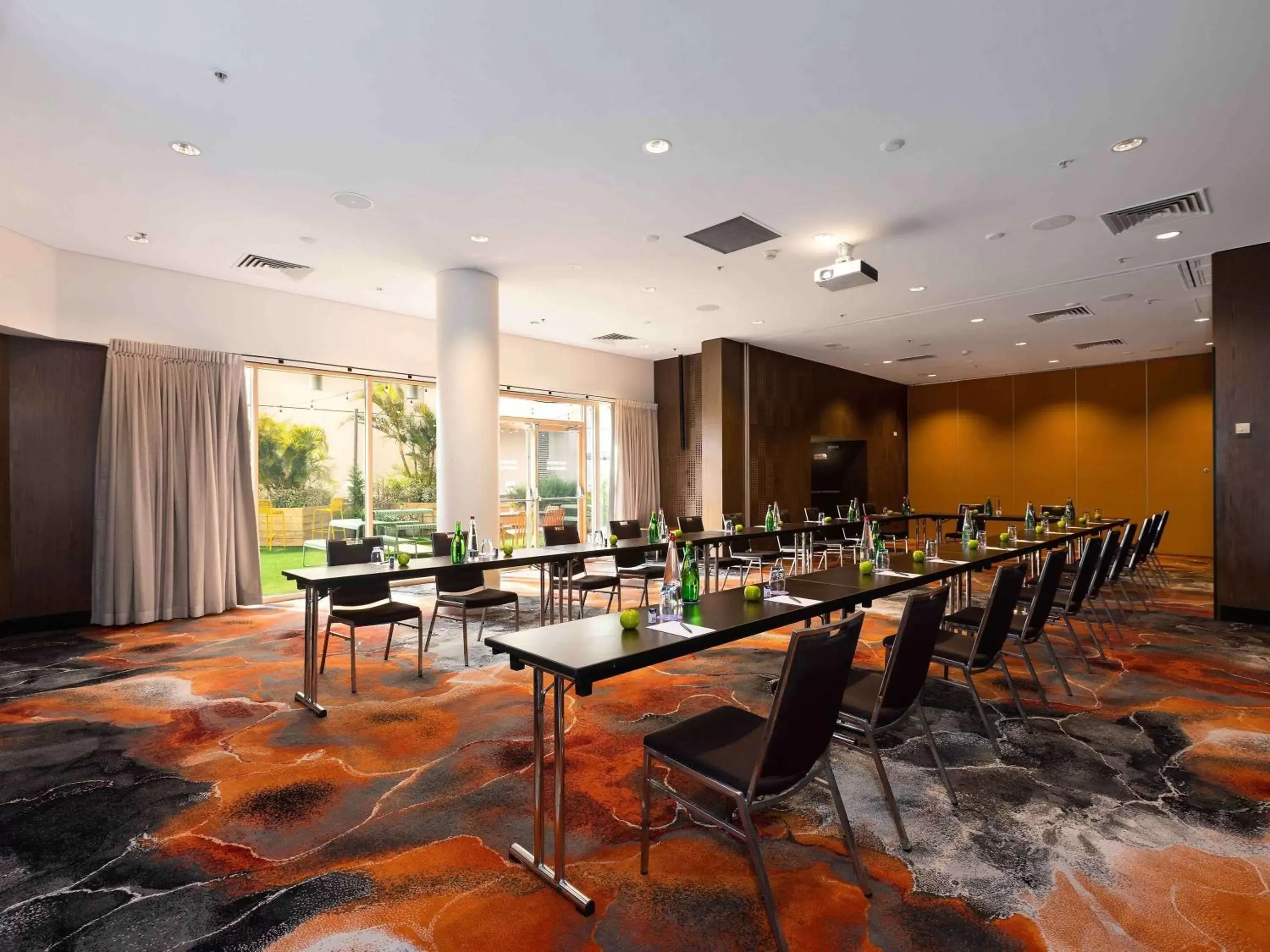 Meeting/conference room in Novotel Sydney Darling Harbour