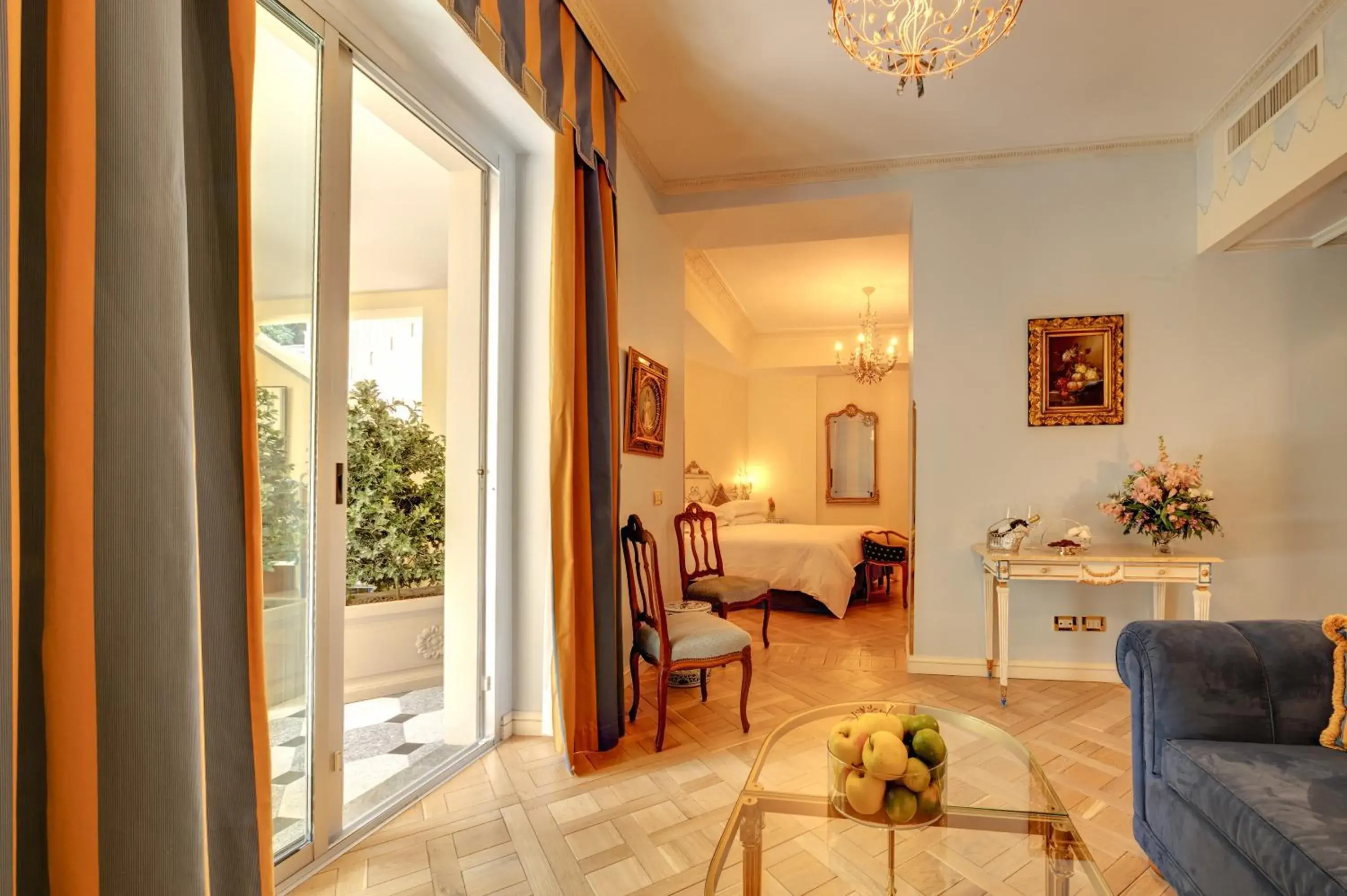 Living room, Seating Area in Hotel Villa E Palazzo Aminta