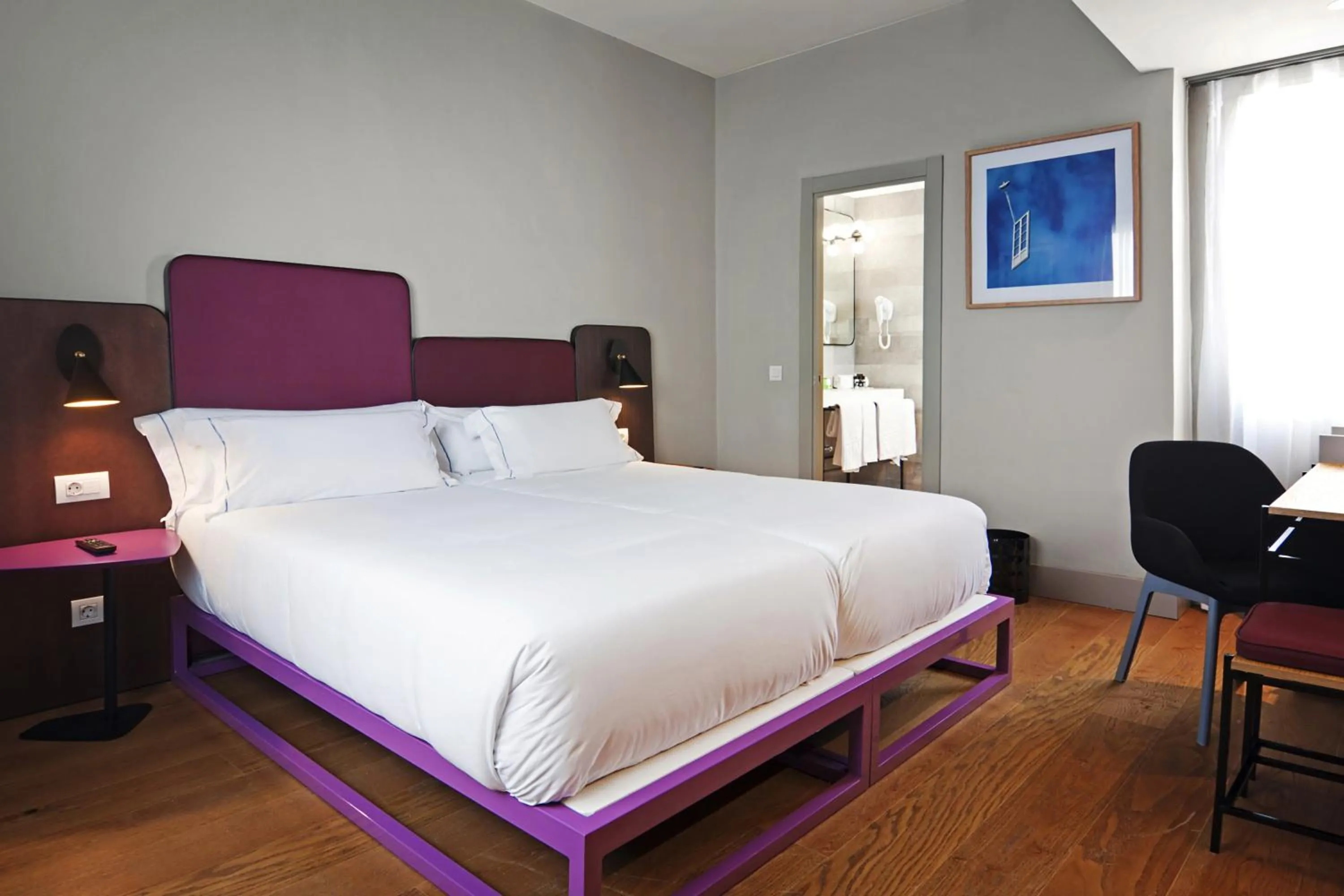 Bed in One Shot Colón