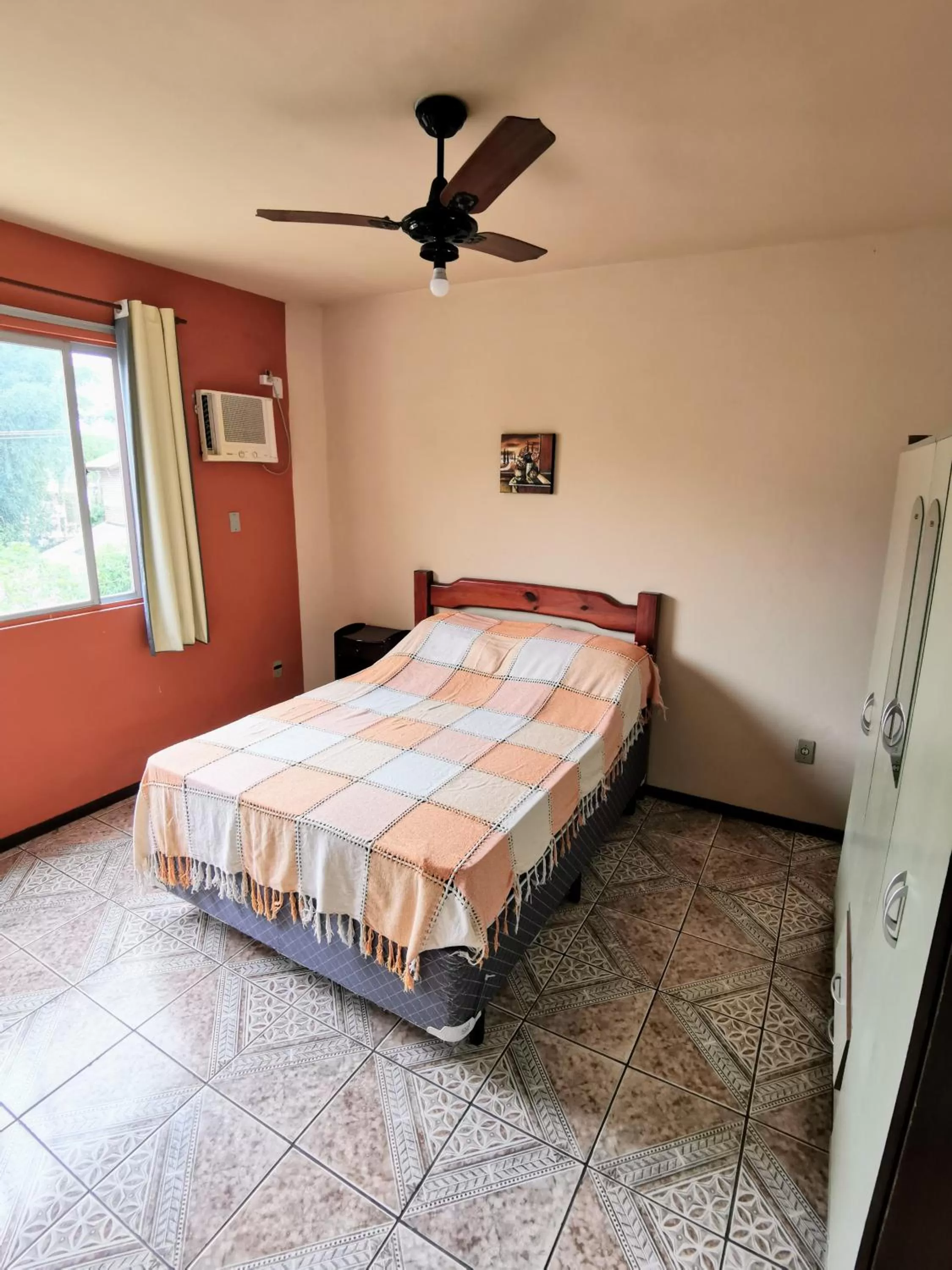 Photo of the whole room, Bed in Apart da Cachoeira