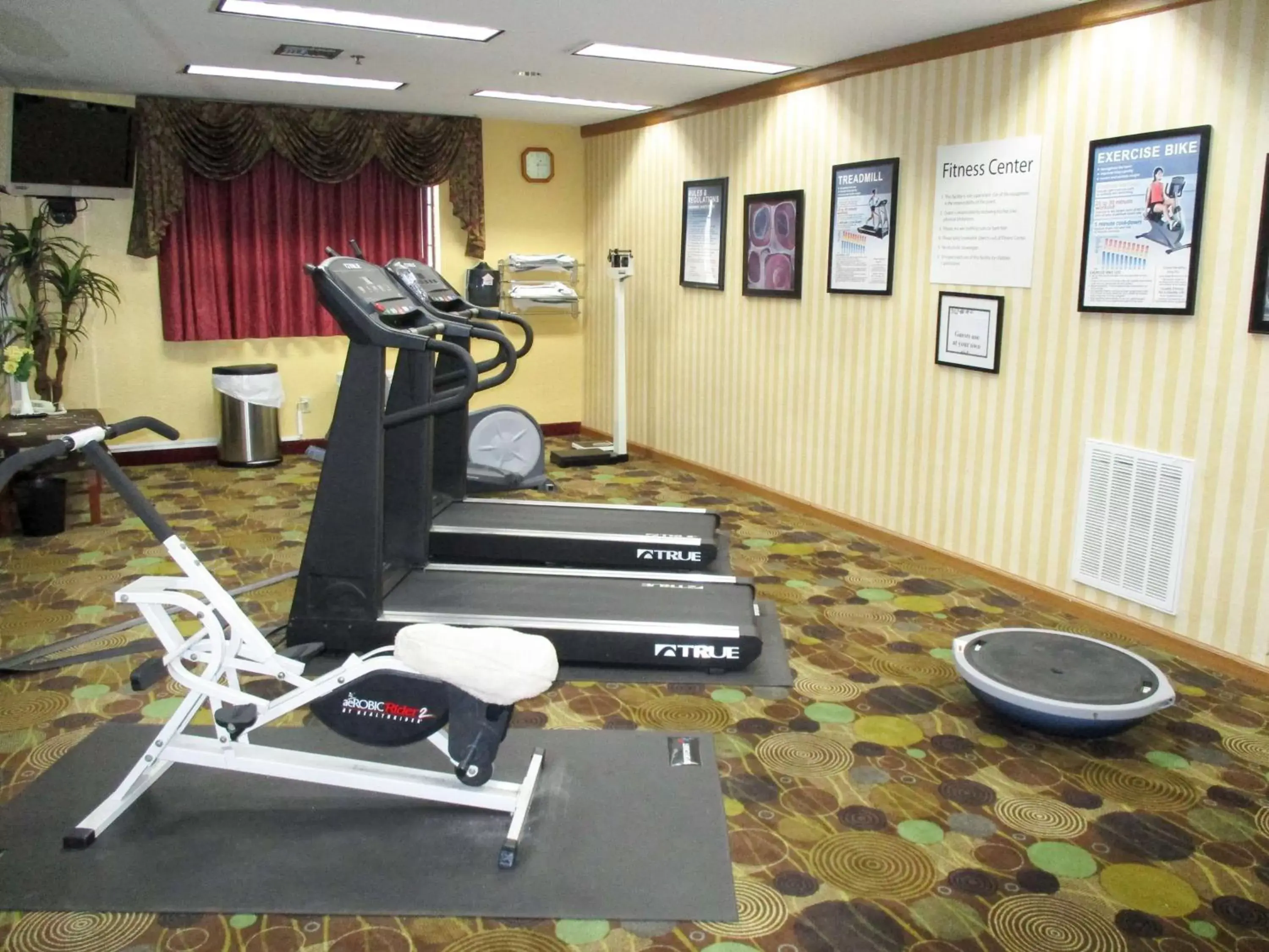 Fitness centre/facilities, Fitness Center/Facilities in Motel 6-Brenham, TX