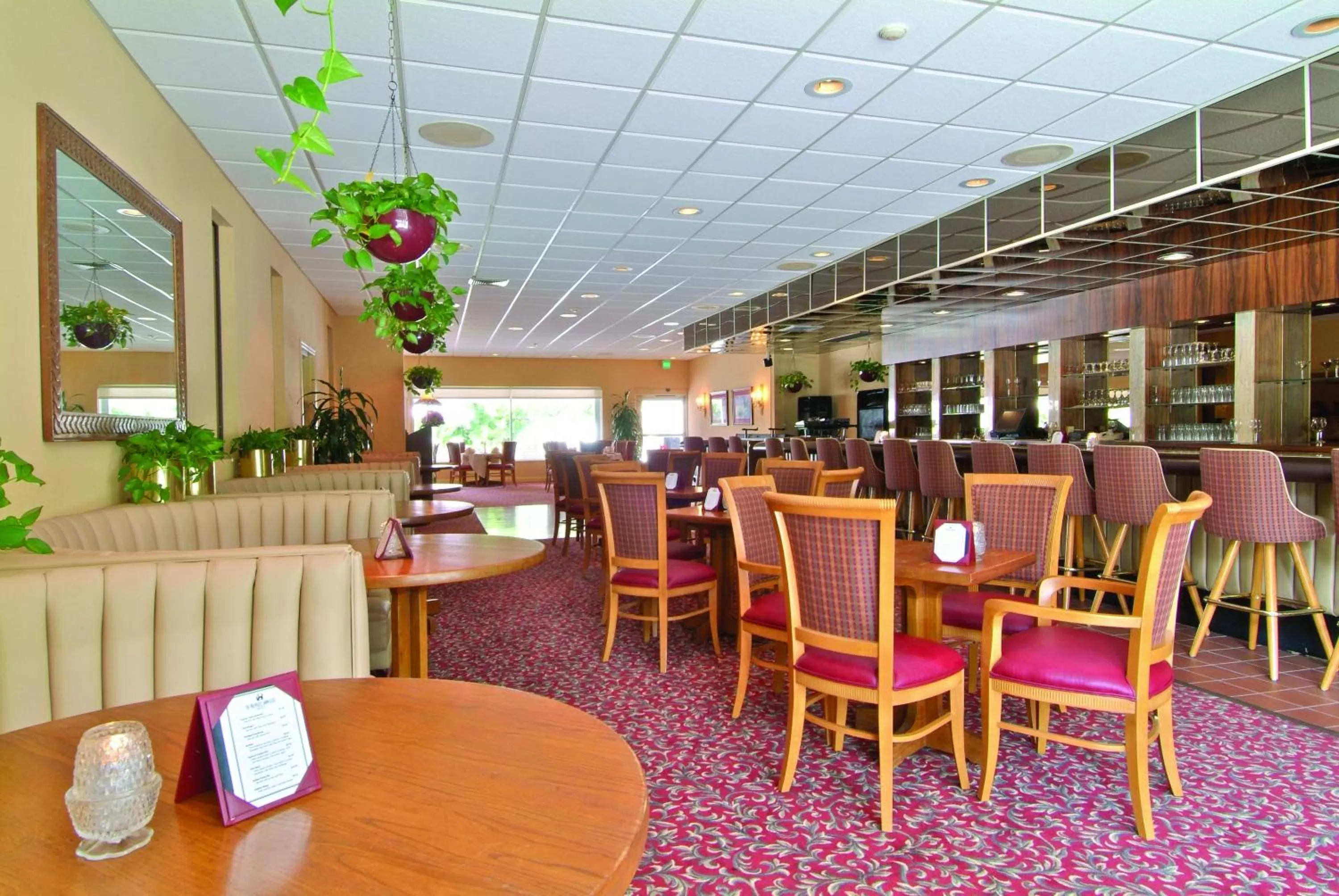 Restaurant/places to eat in Sandcastle Resort at Lido Beach