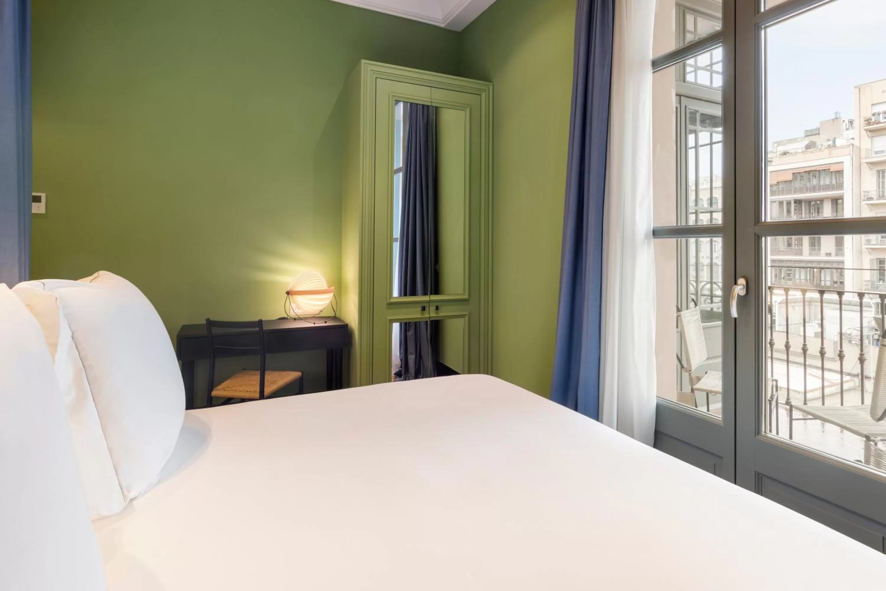 Bed in One Shot Aragó