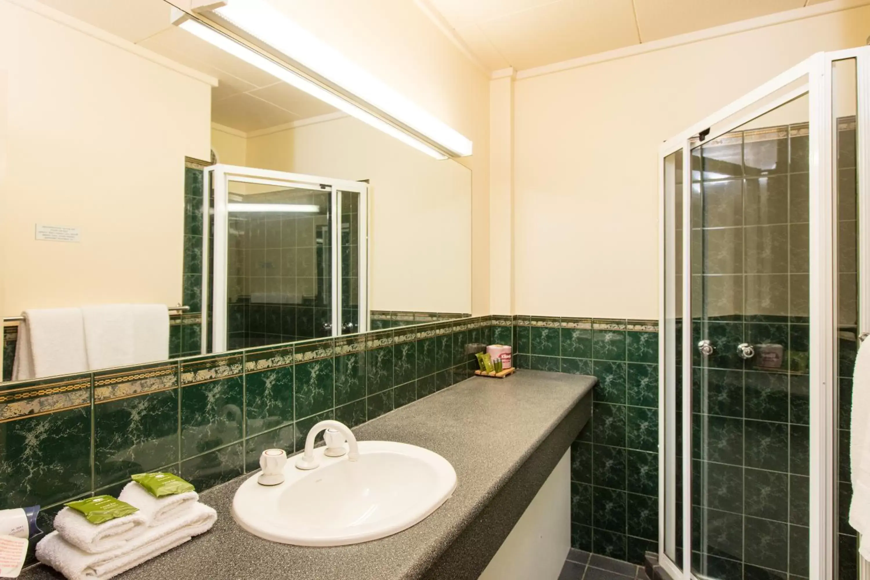 Bathroom in Mildura Inlander Resort