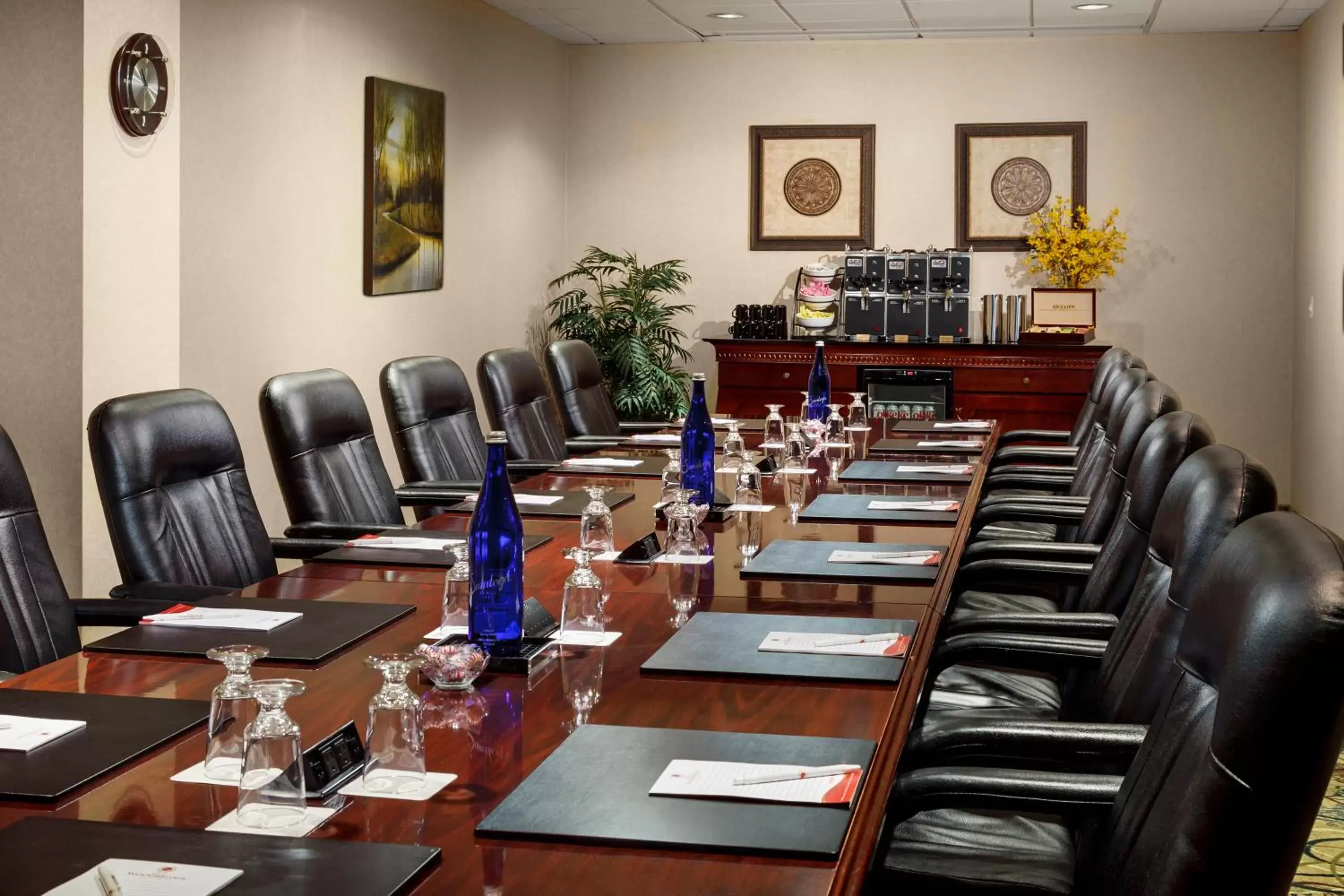 Meeting/conference room, Restaurant/Places to Eat in APA Hotel Woodbridge