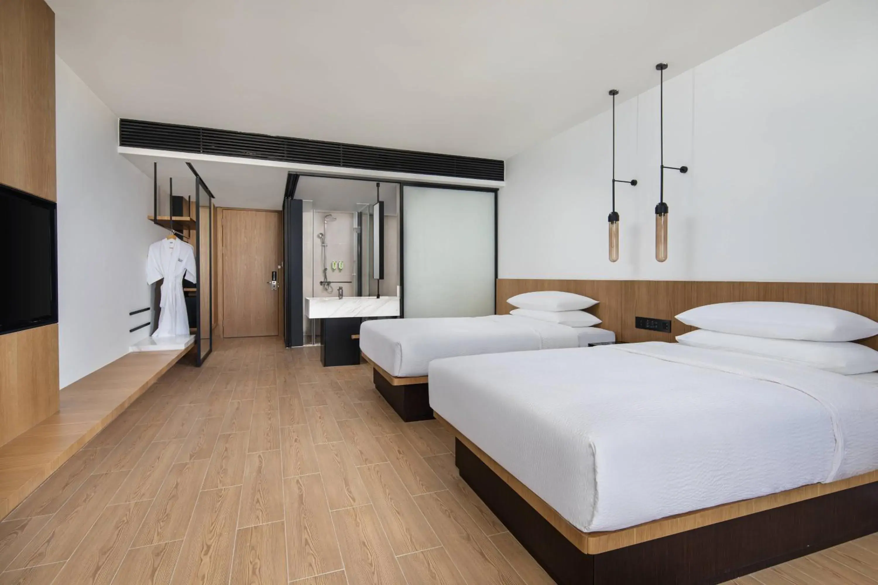 Photo of the whole room, Bed in Fairfield by Marriott Guiyang Guanshanhu