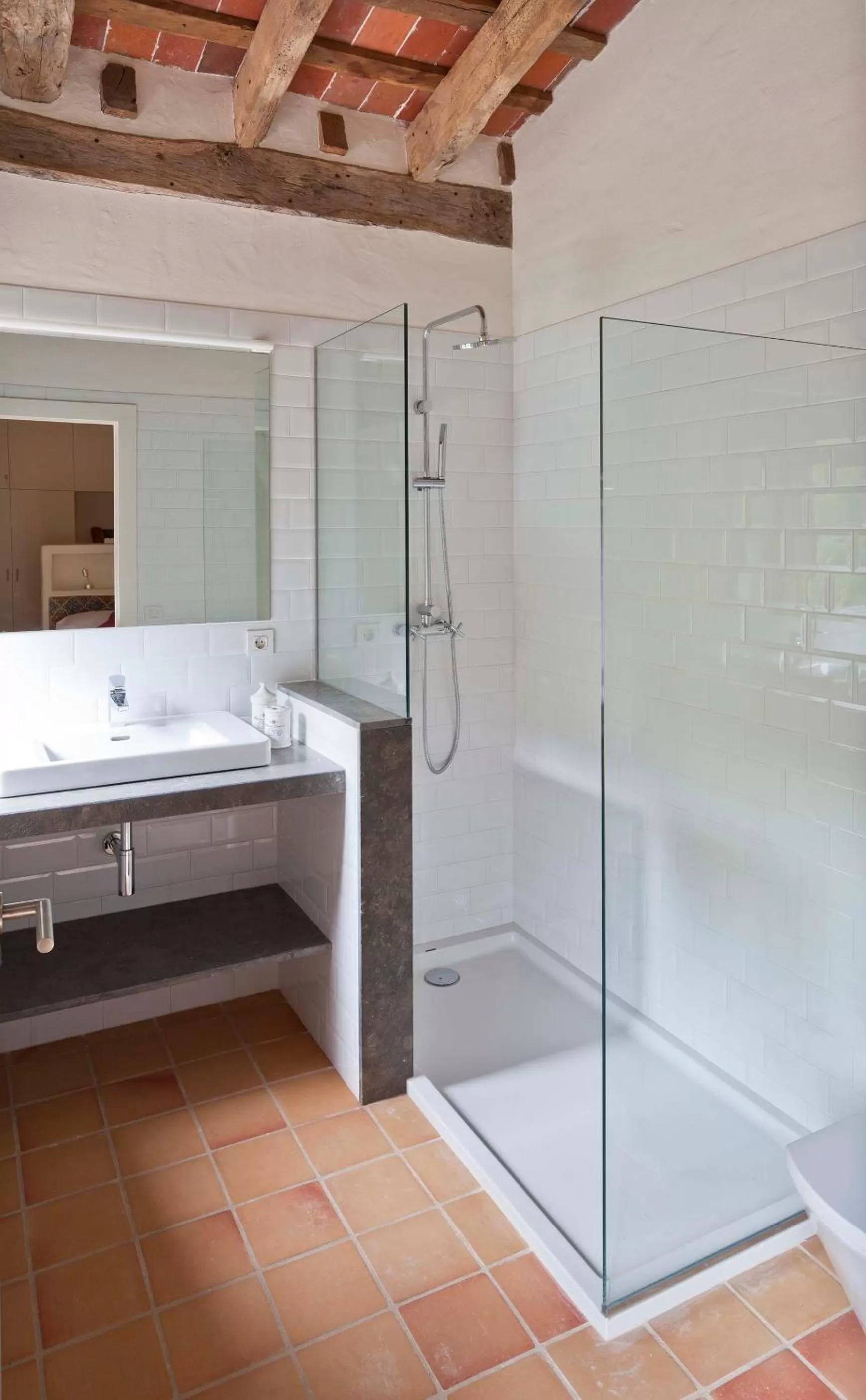 Bathroom in B&B La Rectoria de Sant Miquel de Pineda