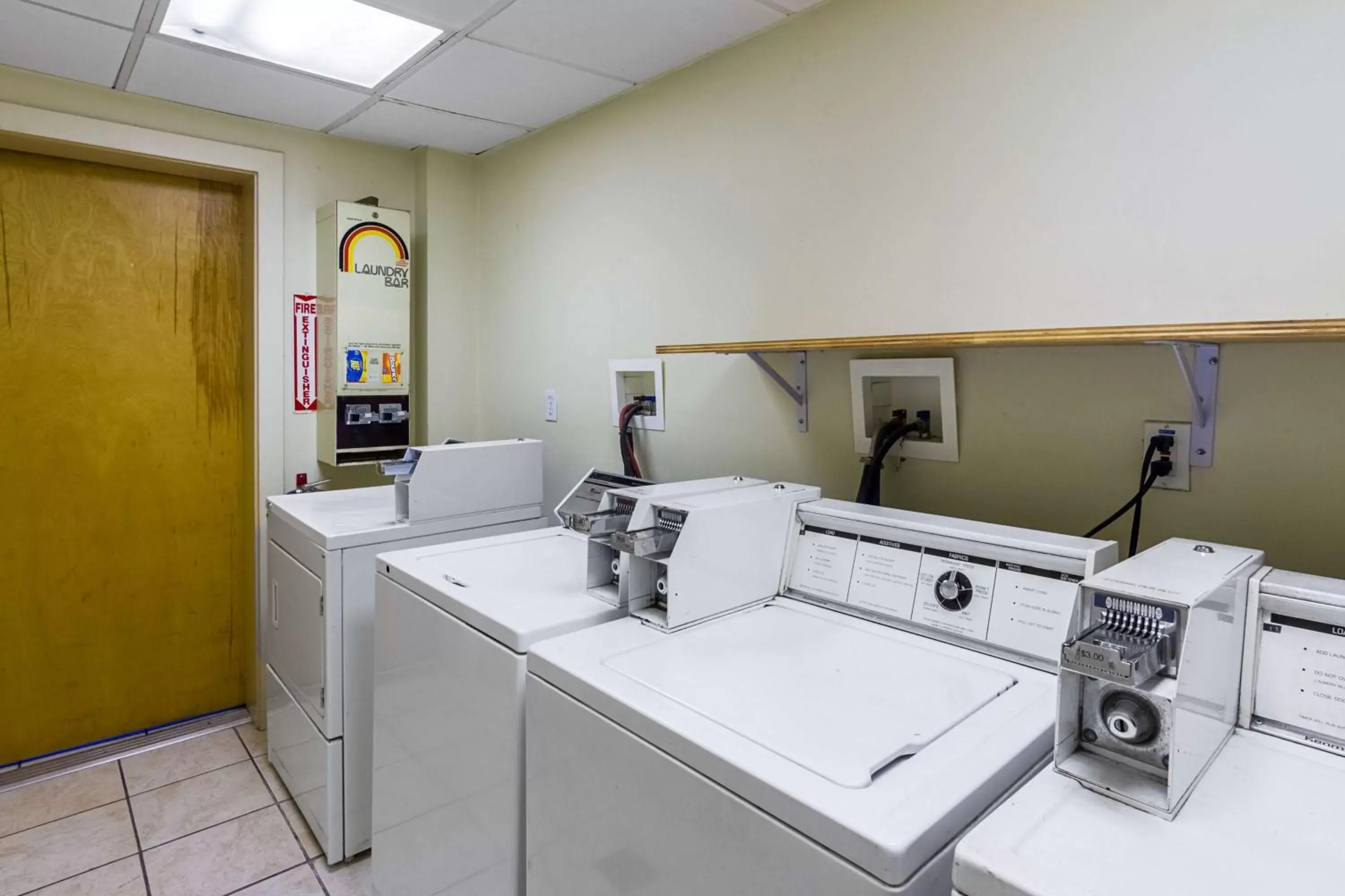 laundry, Bathroom in Motel 6-Groton, CT - Casinos nearby