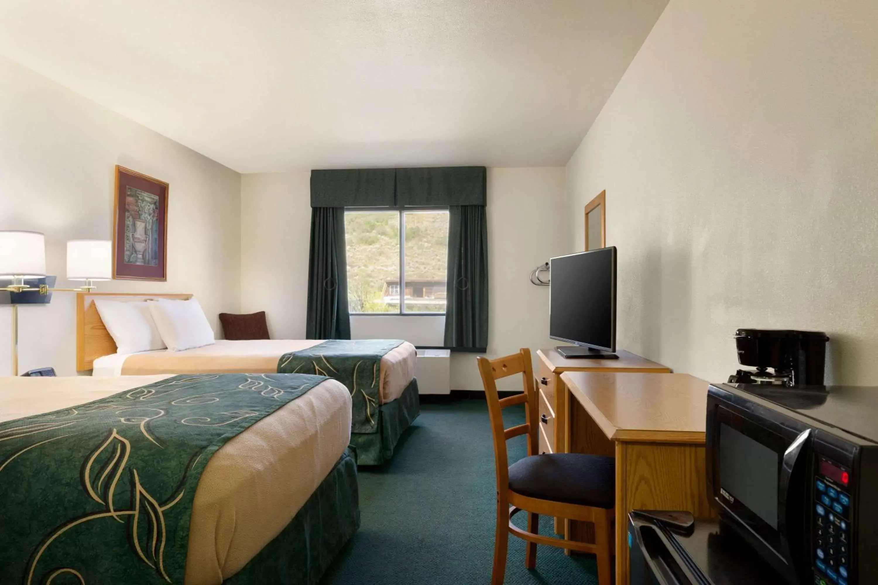 Photo of the whole room in Travelodge by Wyndham Yampa