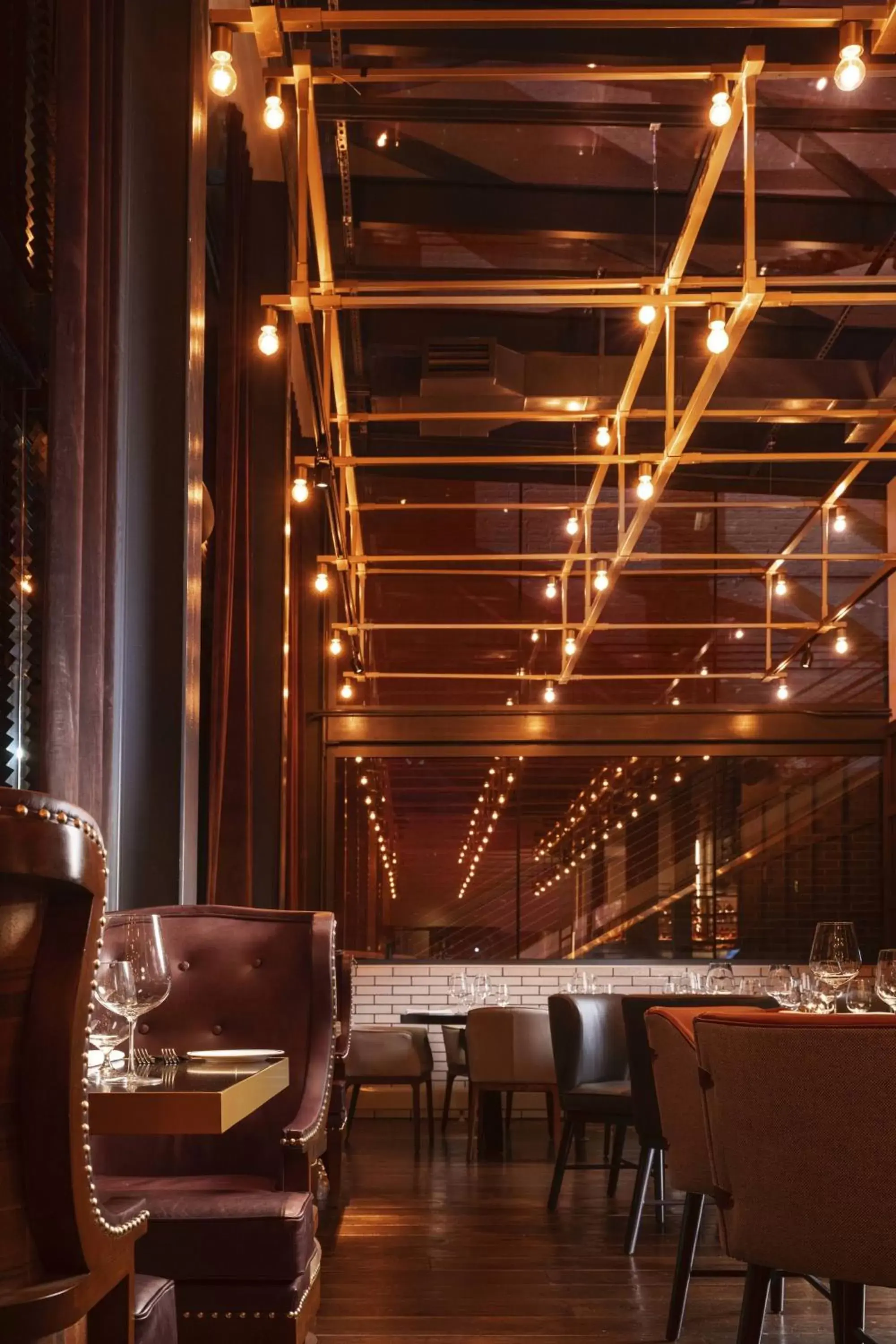 Restaurant/places to eat in Hotel Distil, Autograph Collection