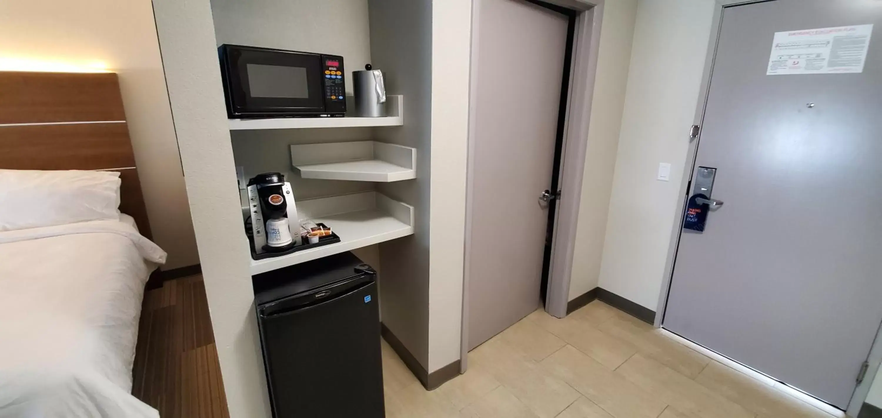 Photo of the whole room, TV/Entertainment Center in Holiday Inn Express Hotel & Suites Kinston, an IHG Hotel