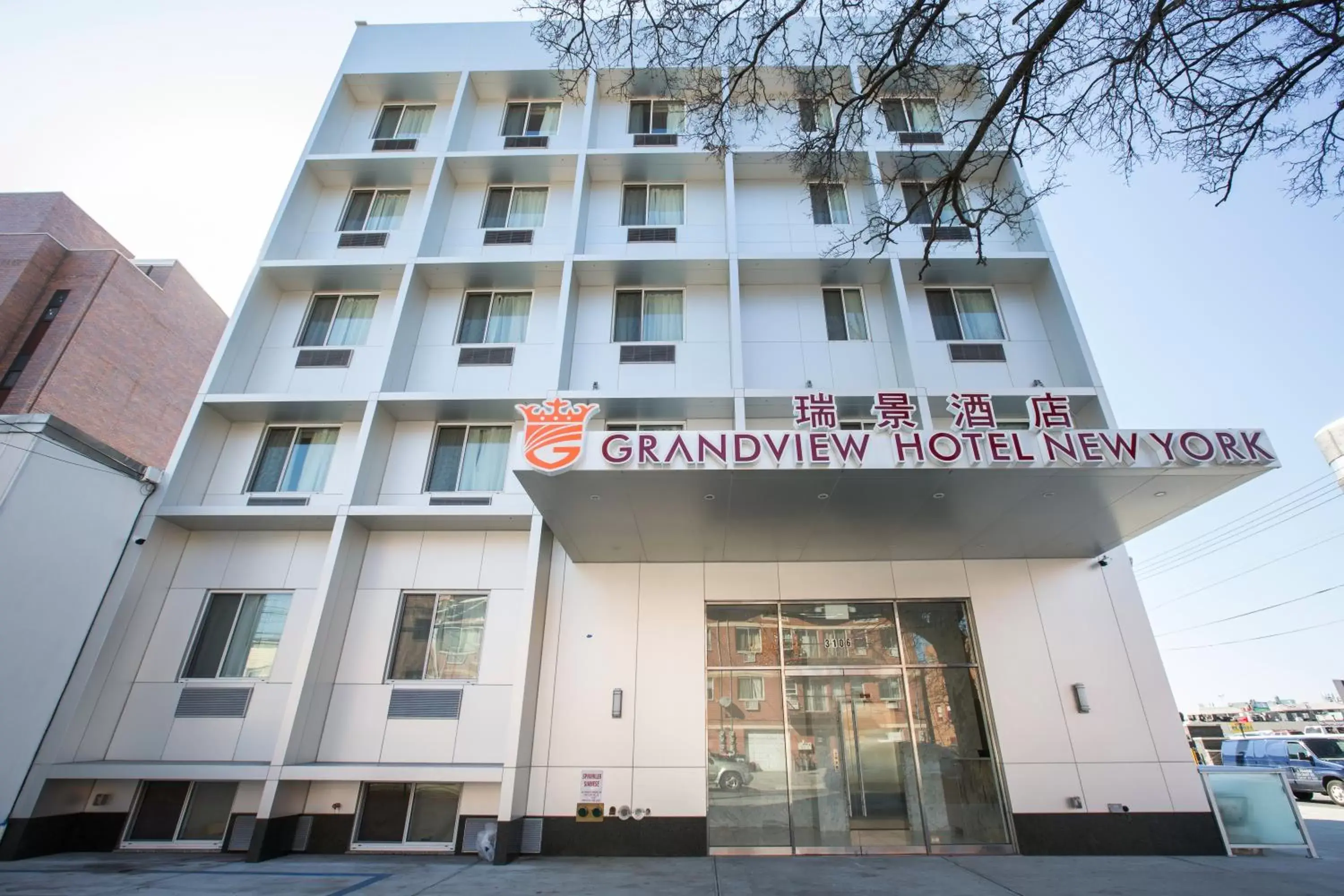 Facade/Entrance in Grandview Hotel New York